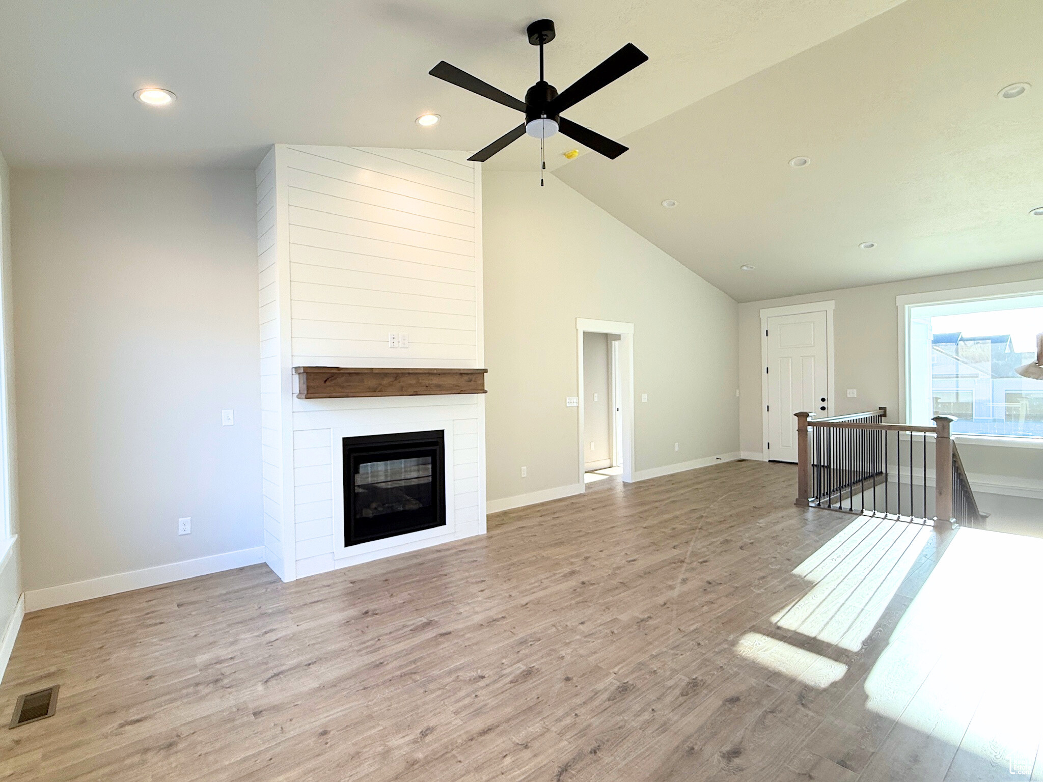 MOUNTAIN GATE SUBDVISION - Residential