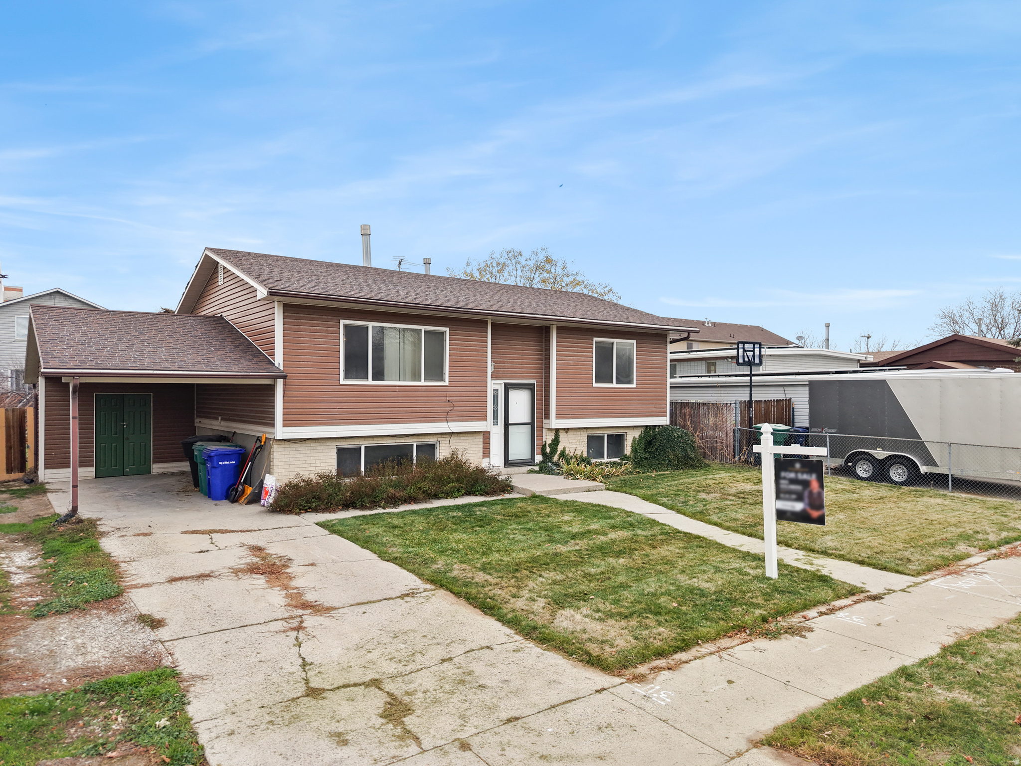 SUNBURST VILLAGE - Residential