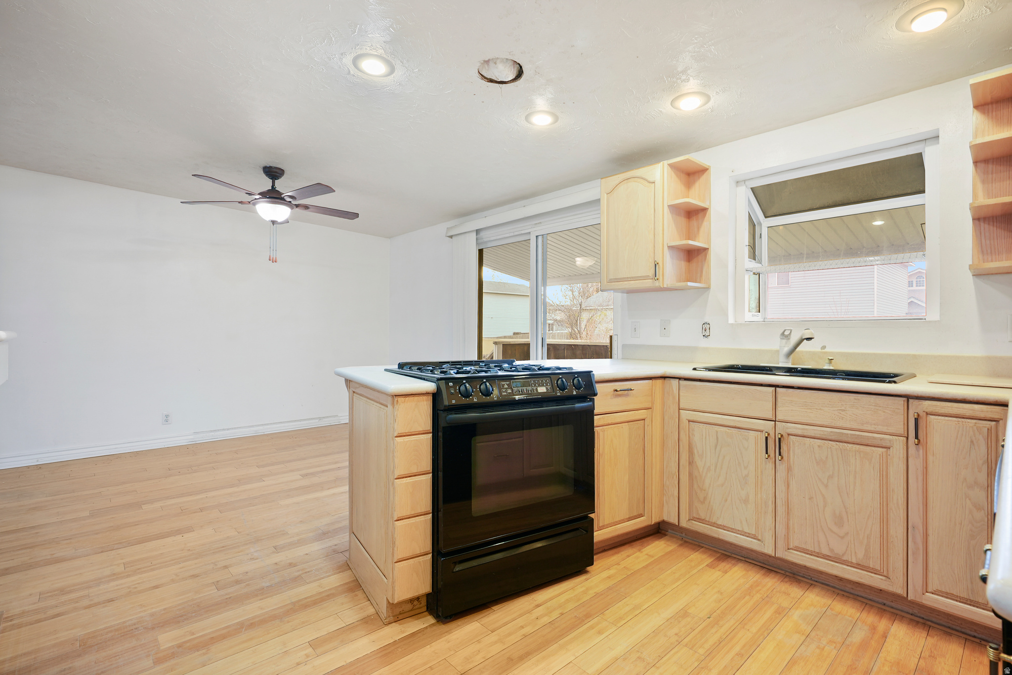 SUNBURST VILLAGE - Residential