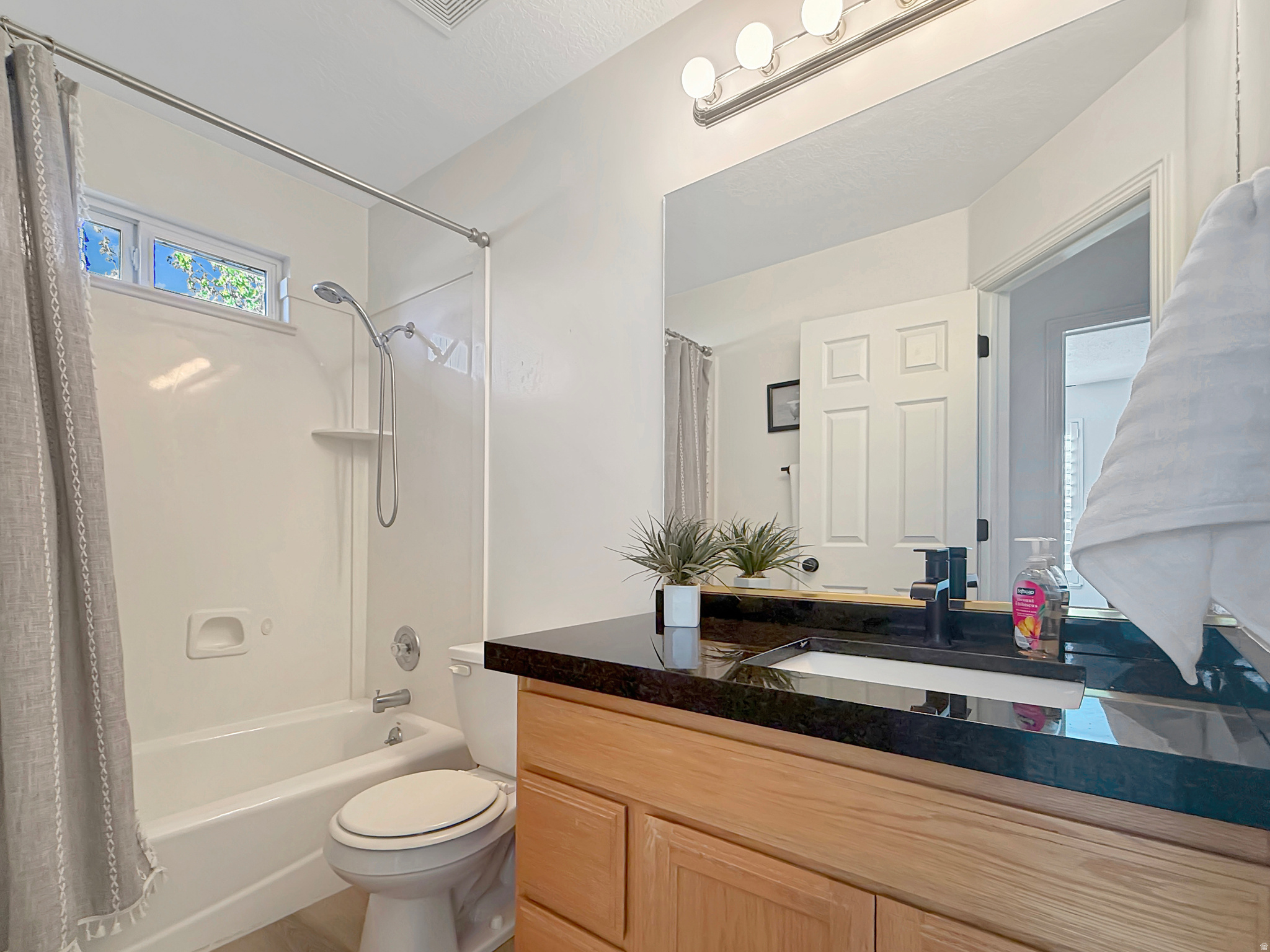 CENTENNIAL ESTATES - Residential