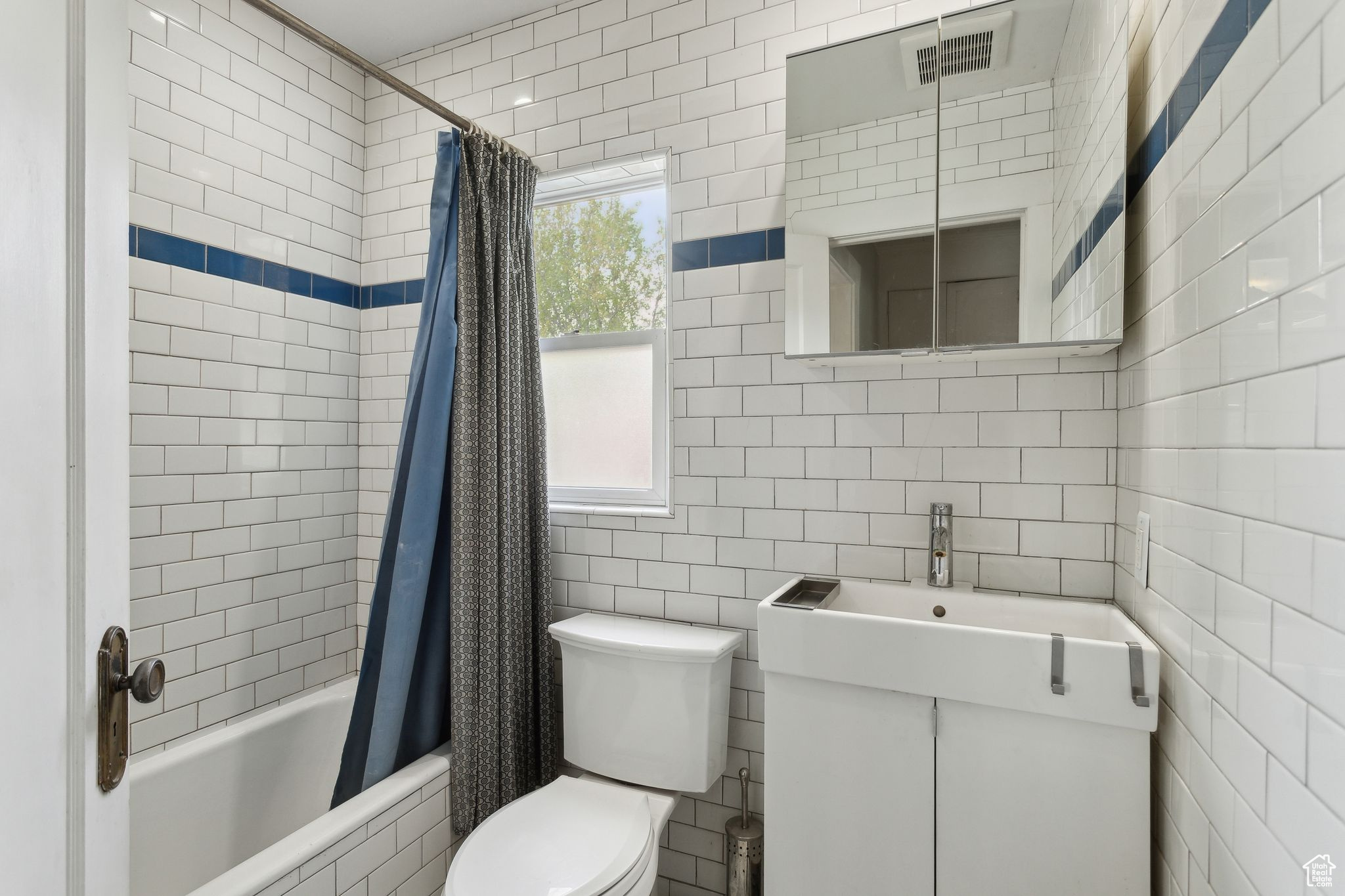 1055 E 2700, Salt Lake City, Utah image 17