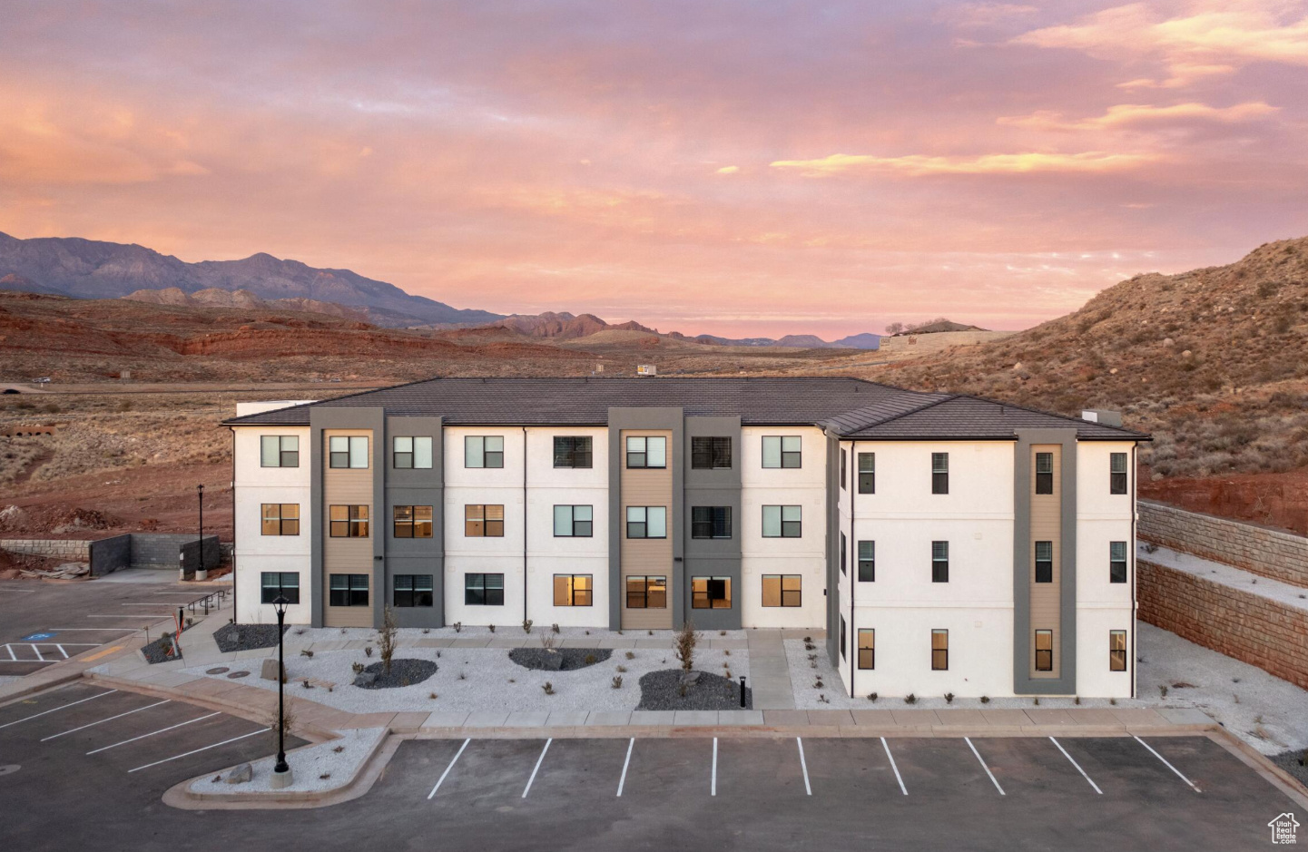 226 N Cliffside Dr #304, Hurricane, Utah image 1