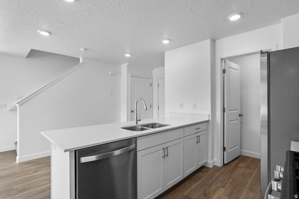 LONG VALLEY - Residential