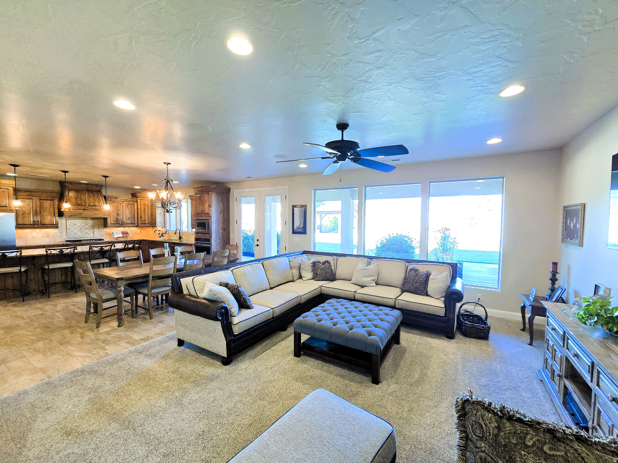 MAJESTIC VIEW - Residential