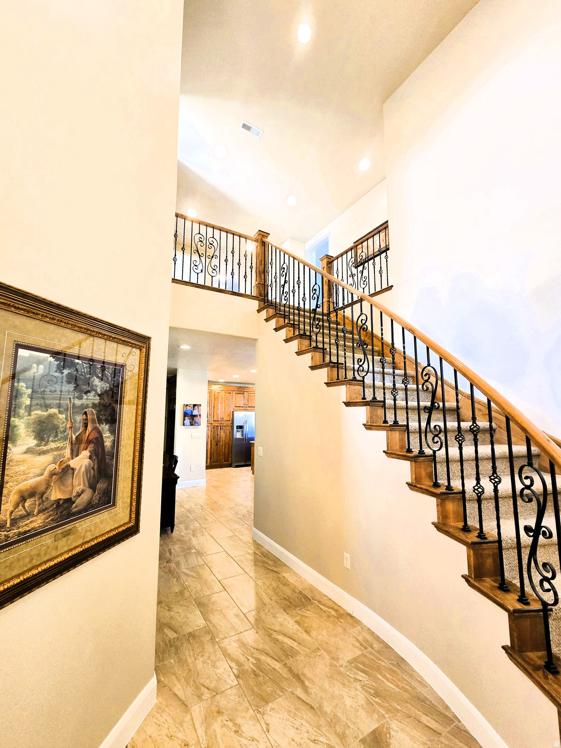 MAJESTIC VIEW - Residential