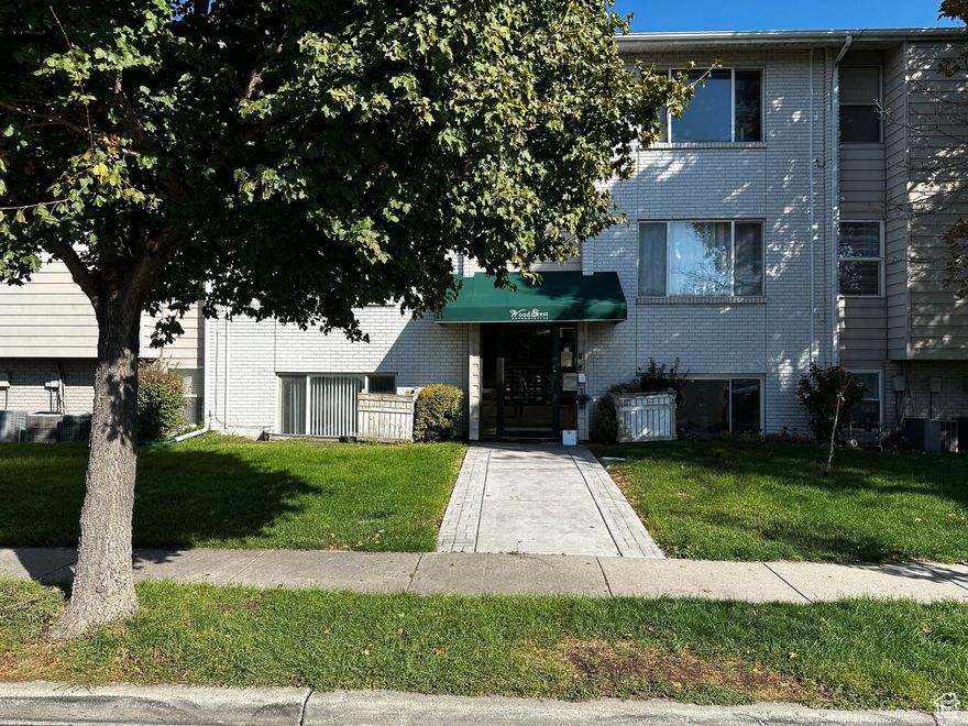 Clean and comfortable 2-bedroom condo with a remodeled bathroom and newer flooring. Includes all appliances. HOA covers water, sewer, trash, and exterior upkeep. Great location near downtown, parks, and I-15. Move-in ready and easy to maintain.  Square footage figures are provided as a courtesy estimate only and were obtained from public record  Buyer is advised to obtain an independent measurement and verify all information.