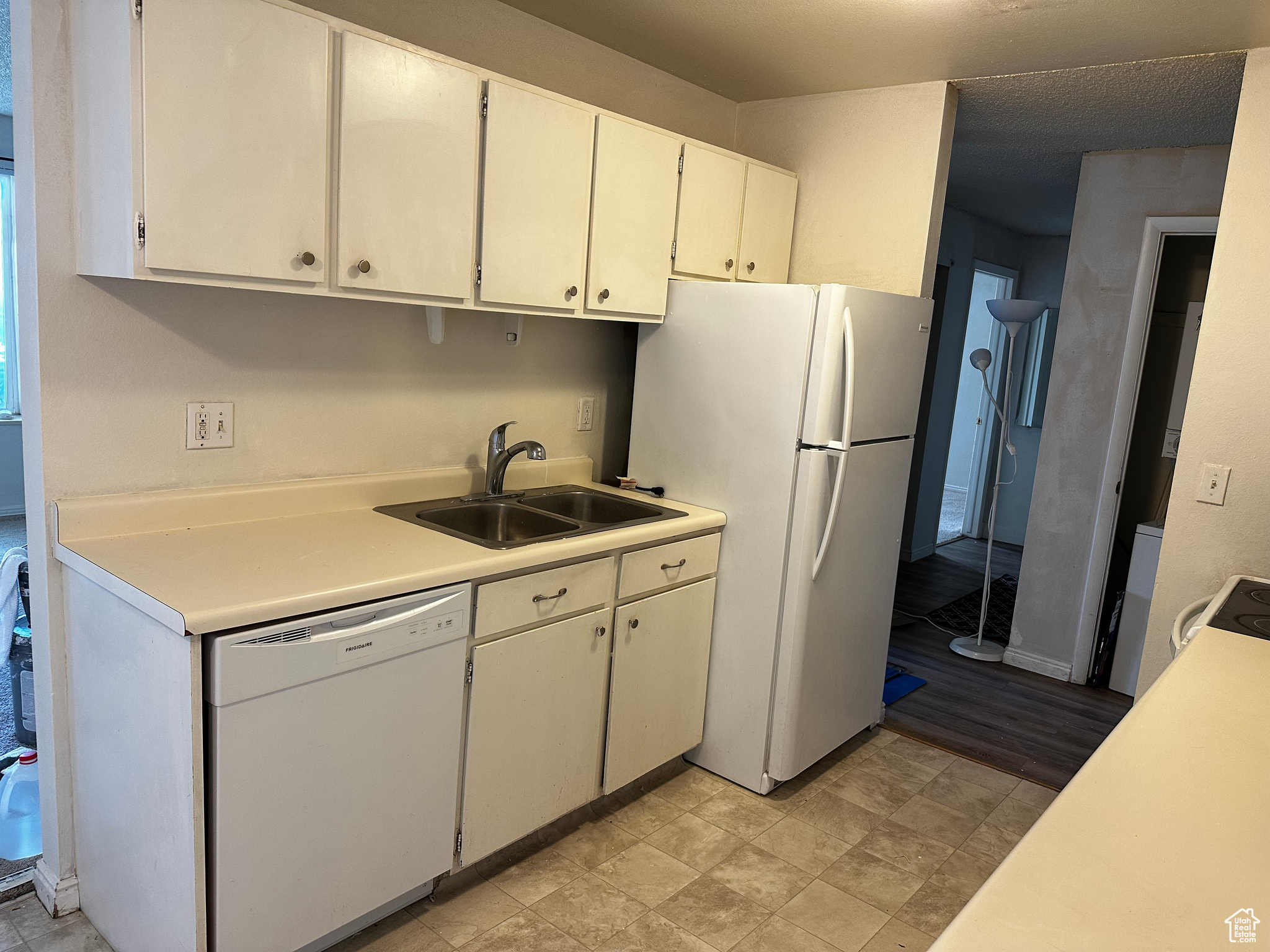 WOOD CREST CONDOMINIUM PHASE 2 - Residential