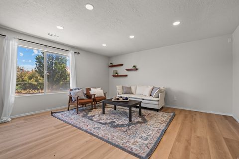 Tiny photo for 511 S OLIVE WAY, Lehi, UT 84043 (MLS # 2168924)