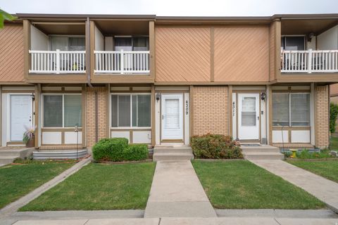 Photo of 4309 S HAVERFORD CT W, Taylorsville, UT 84123 (MLS # 2155926)