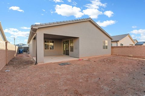 Tiny photo for 350 W CAMINO BORDE, Washington, UT 84780 (MLS # 2137291)