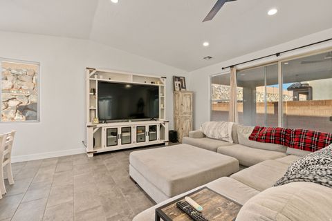 Tiny photo for 350 W CAMINO BORDE, Washington, UT 84780 (MLS # 2137291)