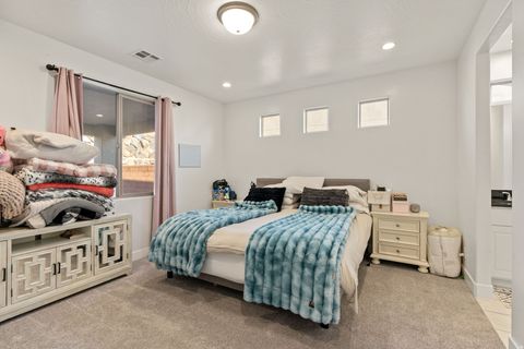 Tiny photo for 350 W CAMINO BORDE, Washington, UT 84780 (MLS # 2137291)