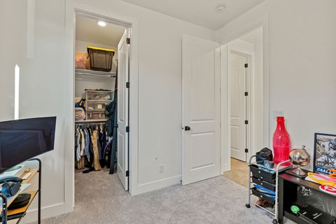 Tiny photo for 350 W CAMINO BORDE, Washington, UT 84780 (MLS # 2137291)