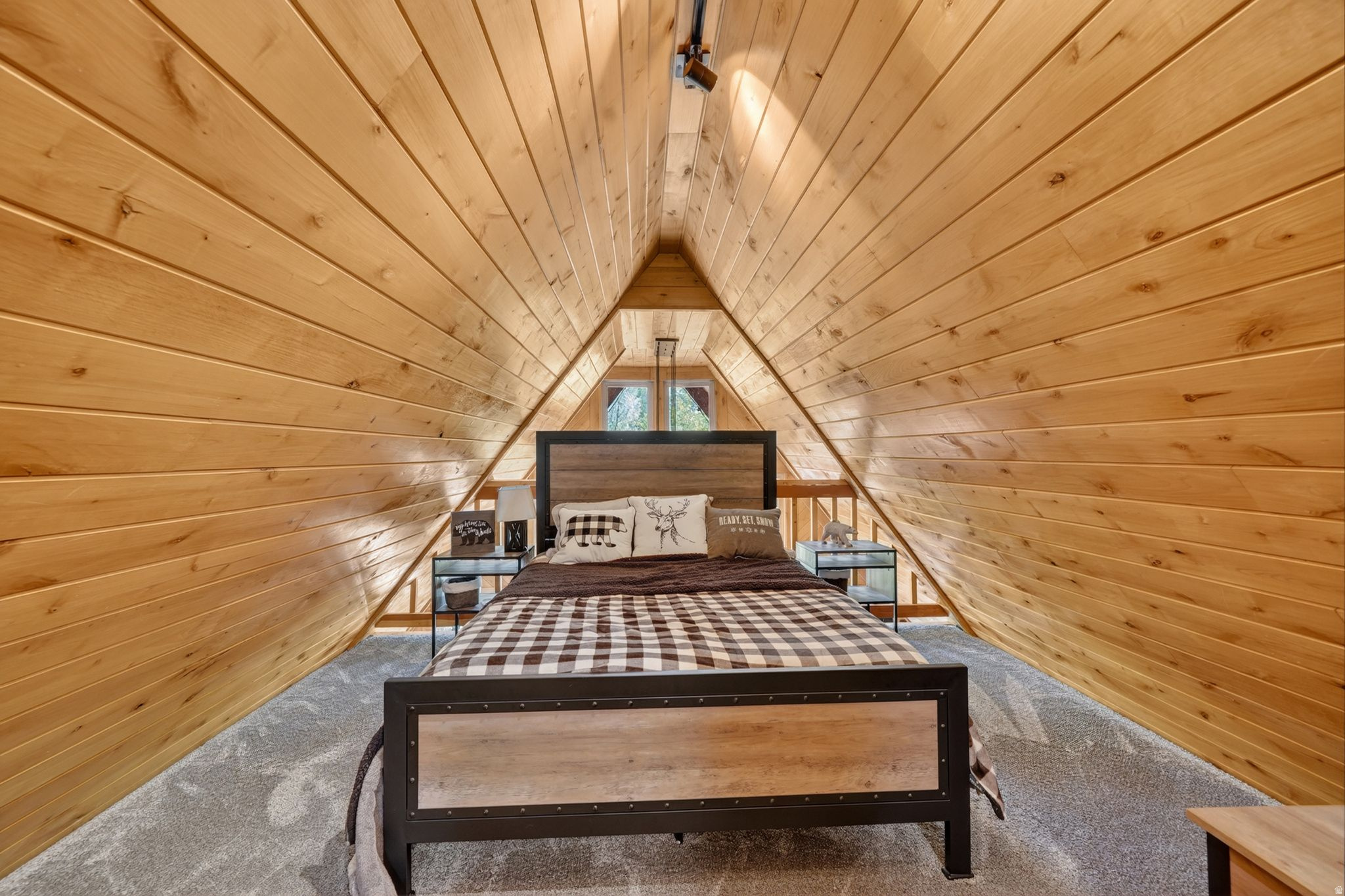TIMBER LAKES - Residential
