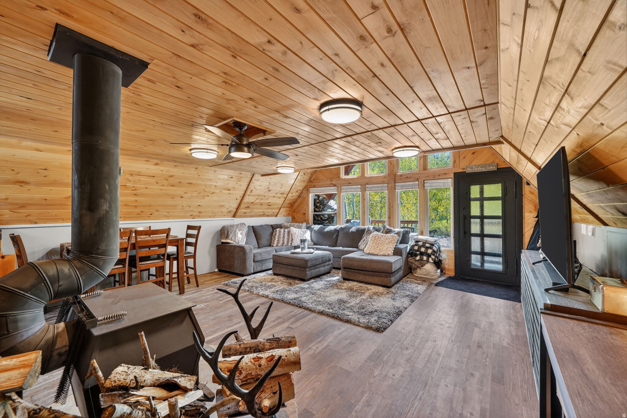 TIMBER LAKES - Residential