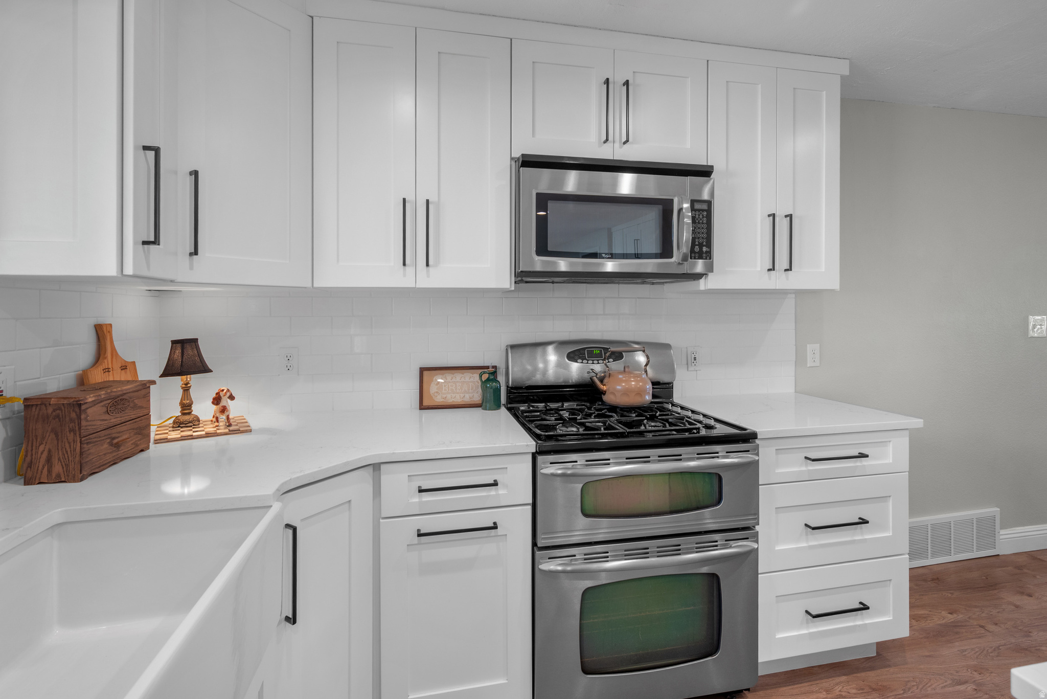 NOB HILL - Residential