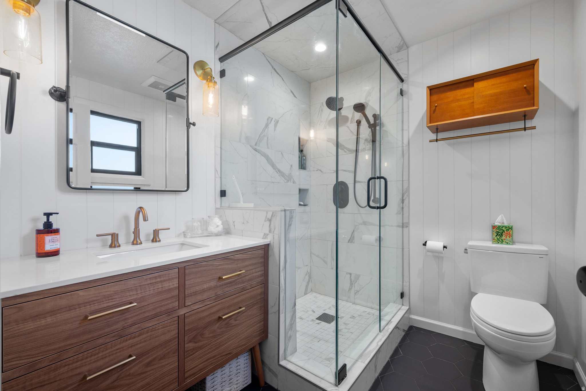 NOB HILL - Residential