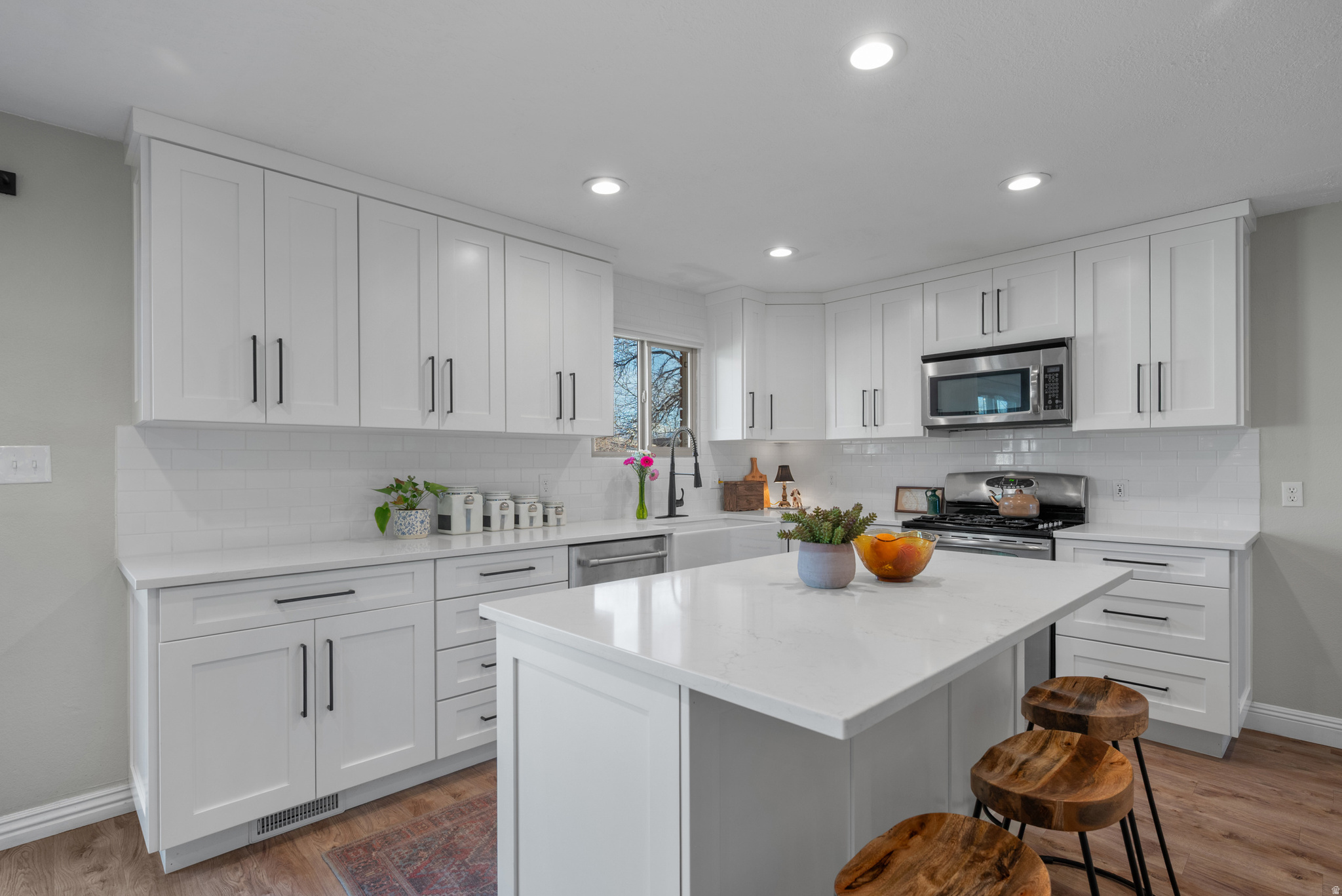 NOB HILL - Residential