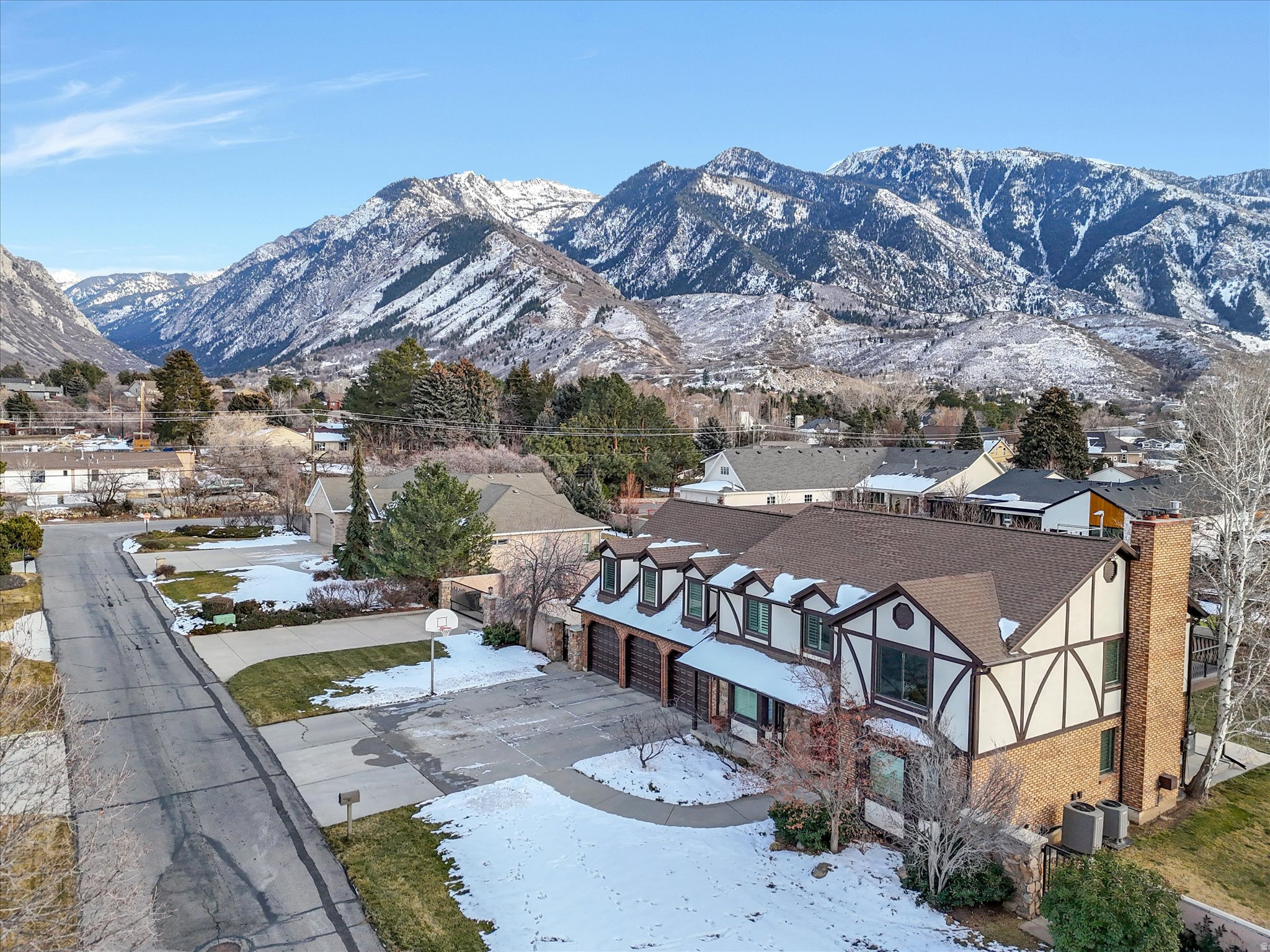 MAJESTIC VIEW - Residential