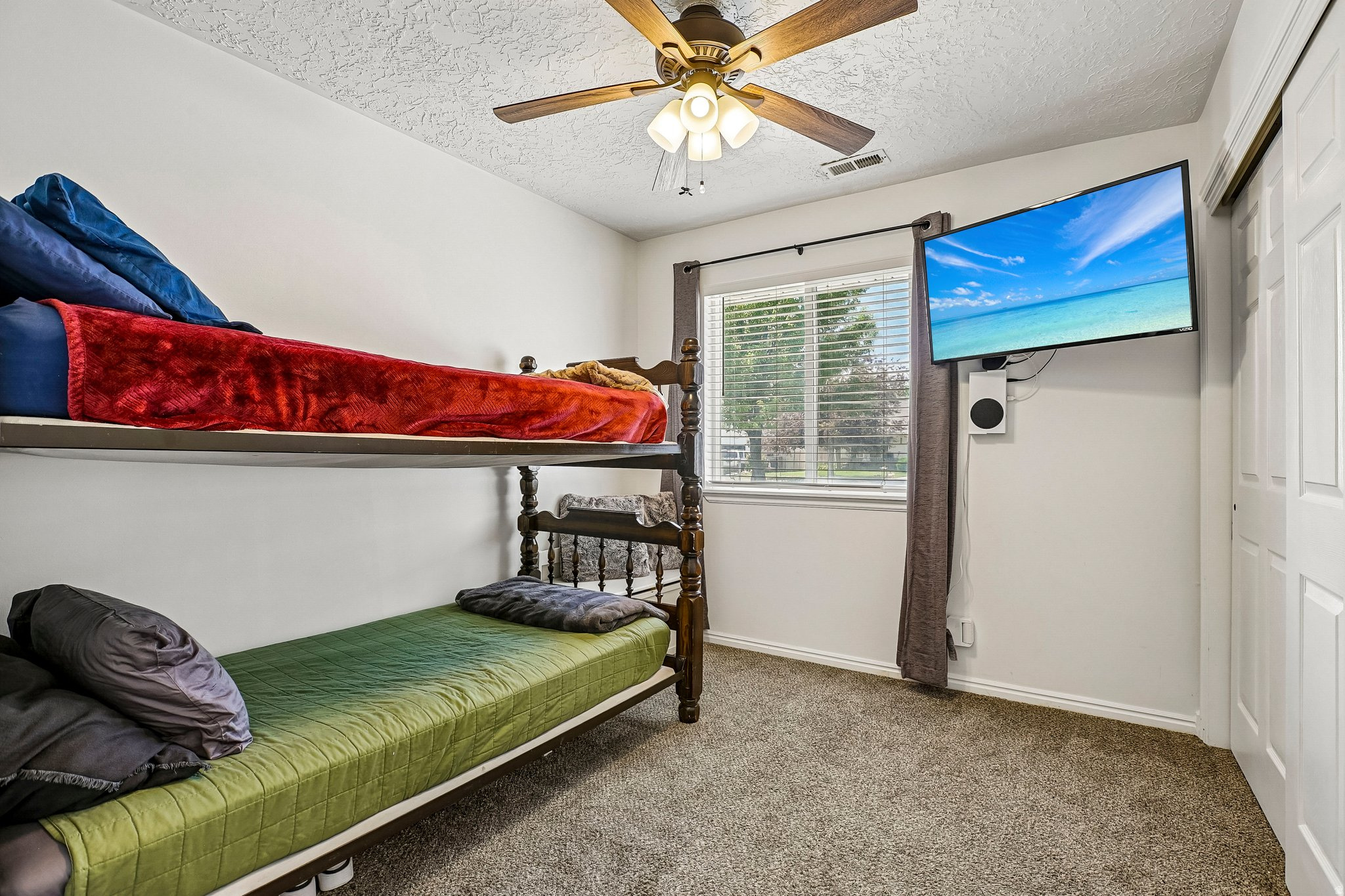 WHISPER WILLOW - Residential