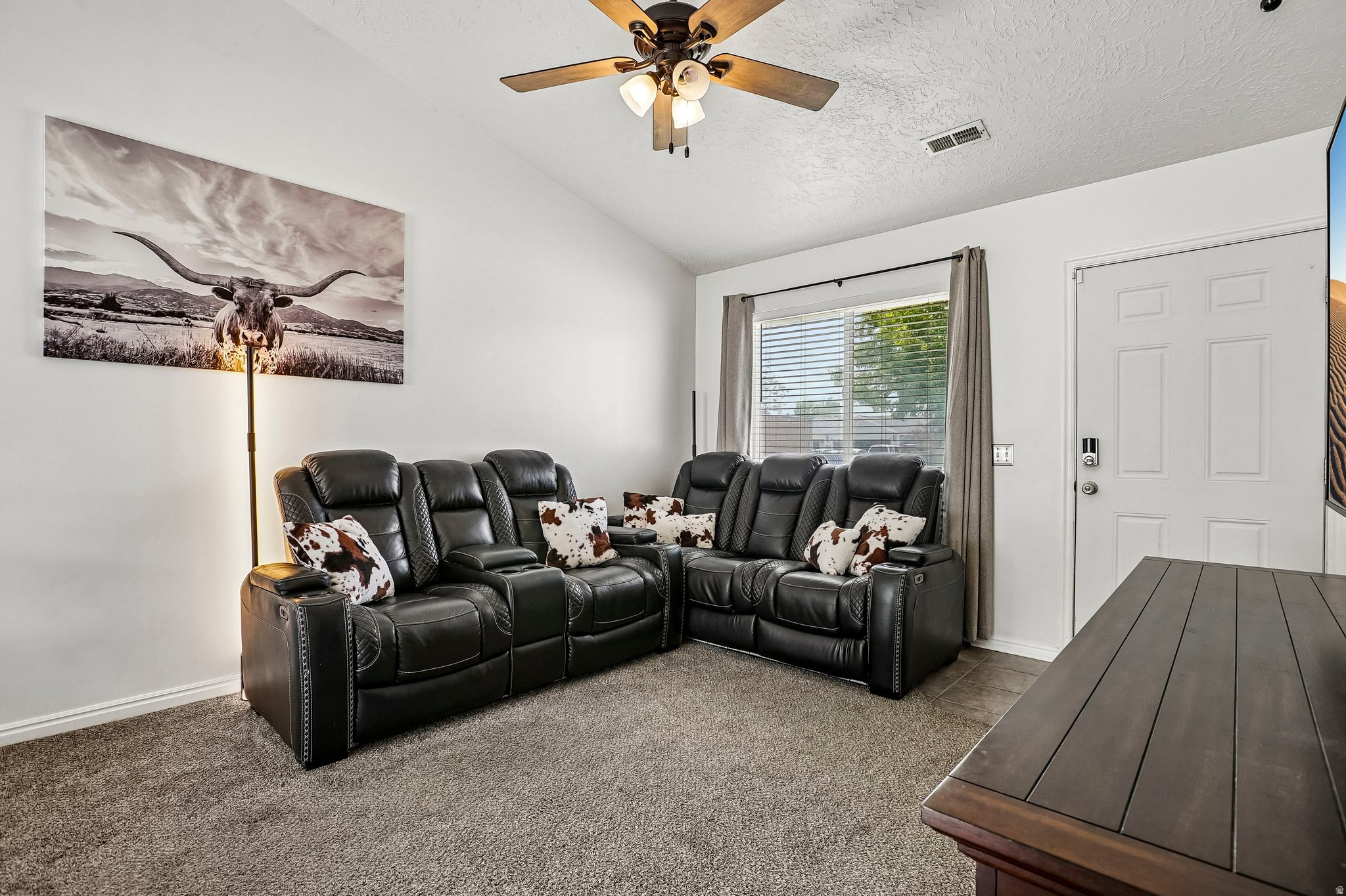 WHISPER WILLOW - Residential