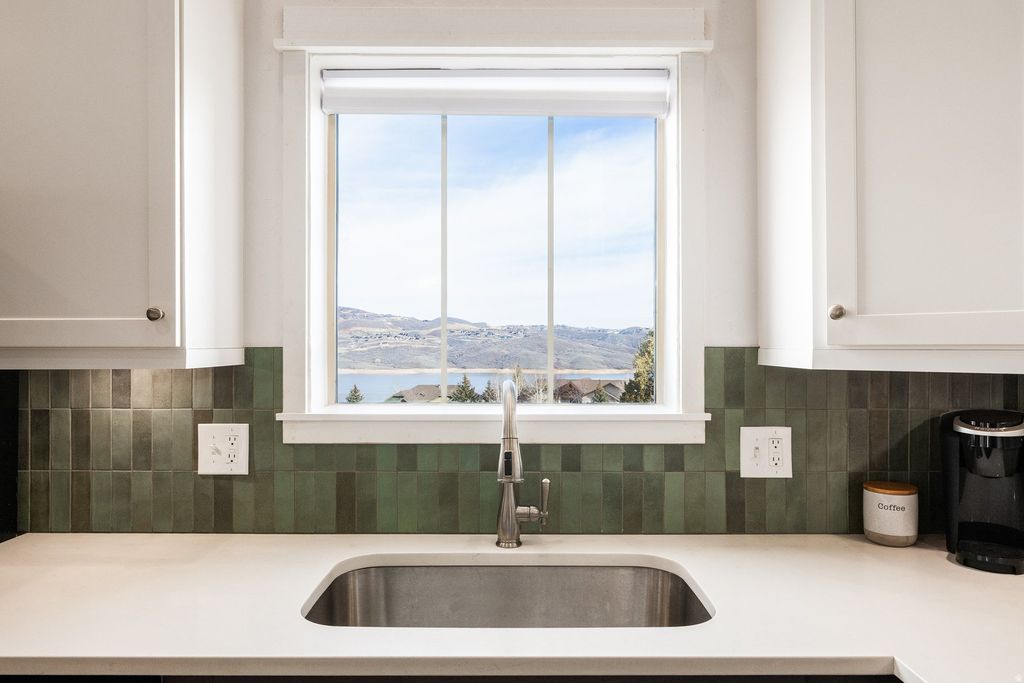 Photo of 1699 W FOX BAY DR #I201, Heber City, UT 84032 (MLS # 2136088)