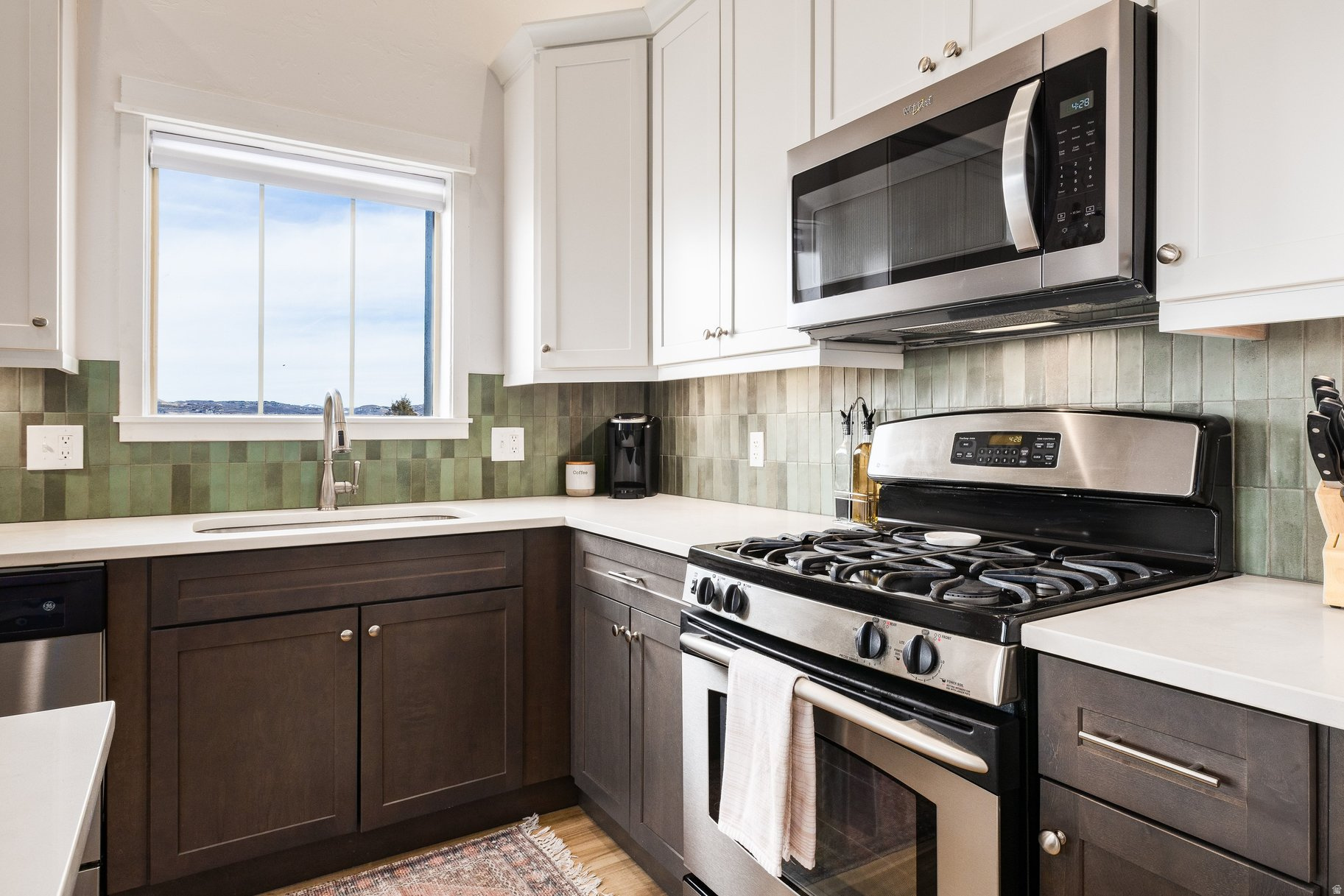 FOX BAY CONDOMINIUMS - Residential