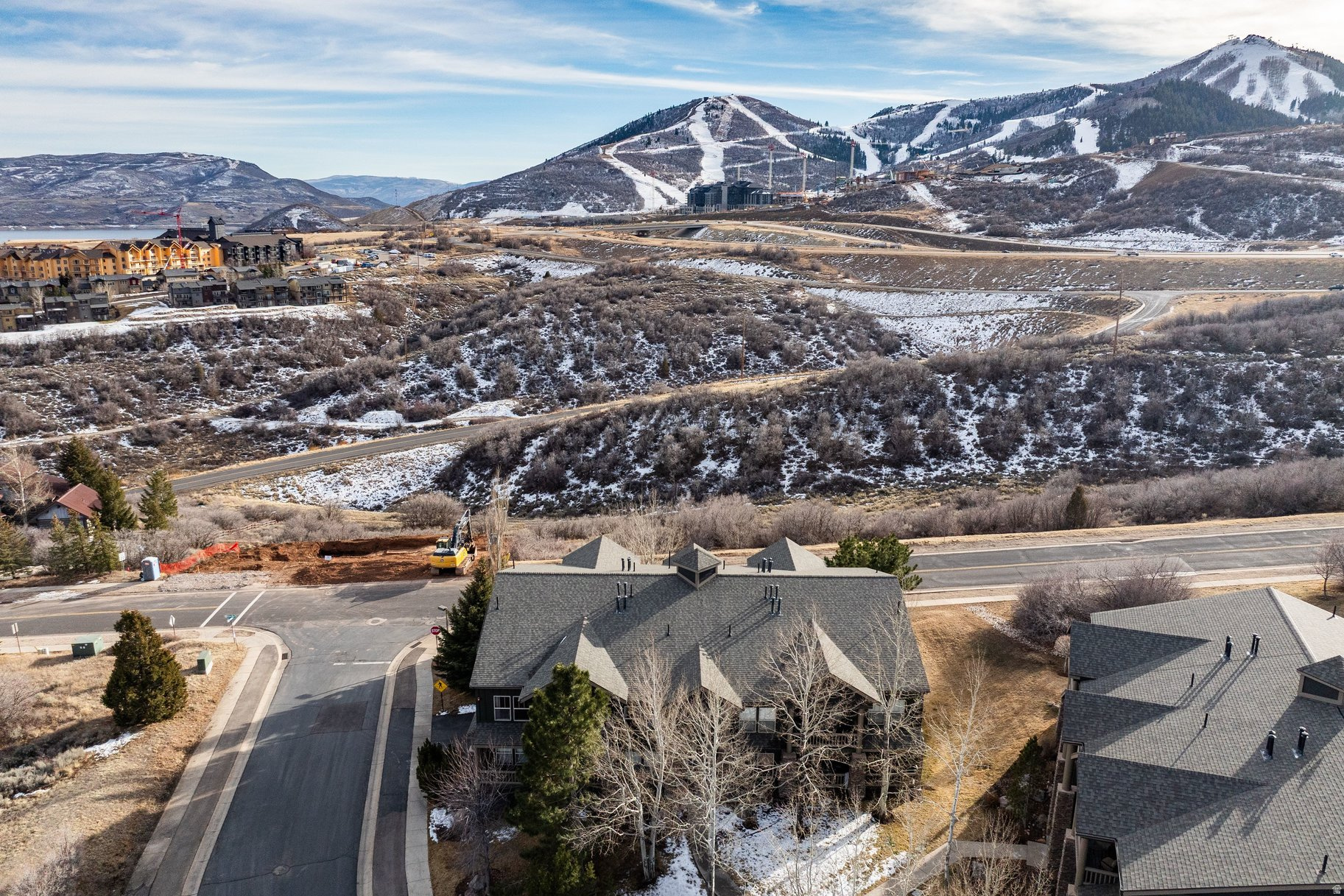FOX BAY CONDOMINIUMS - Residential