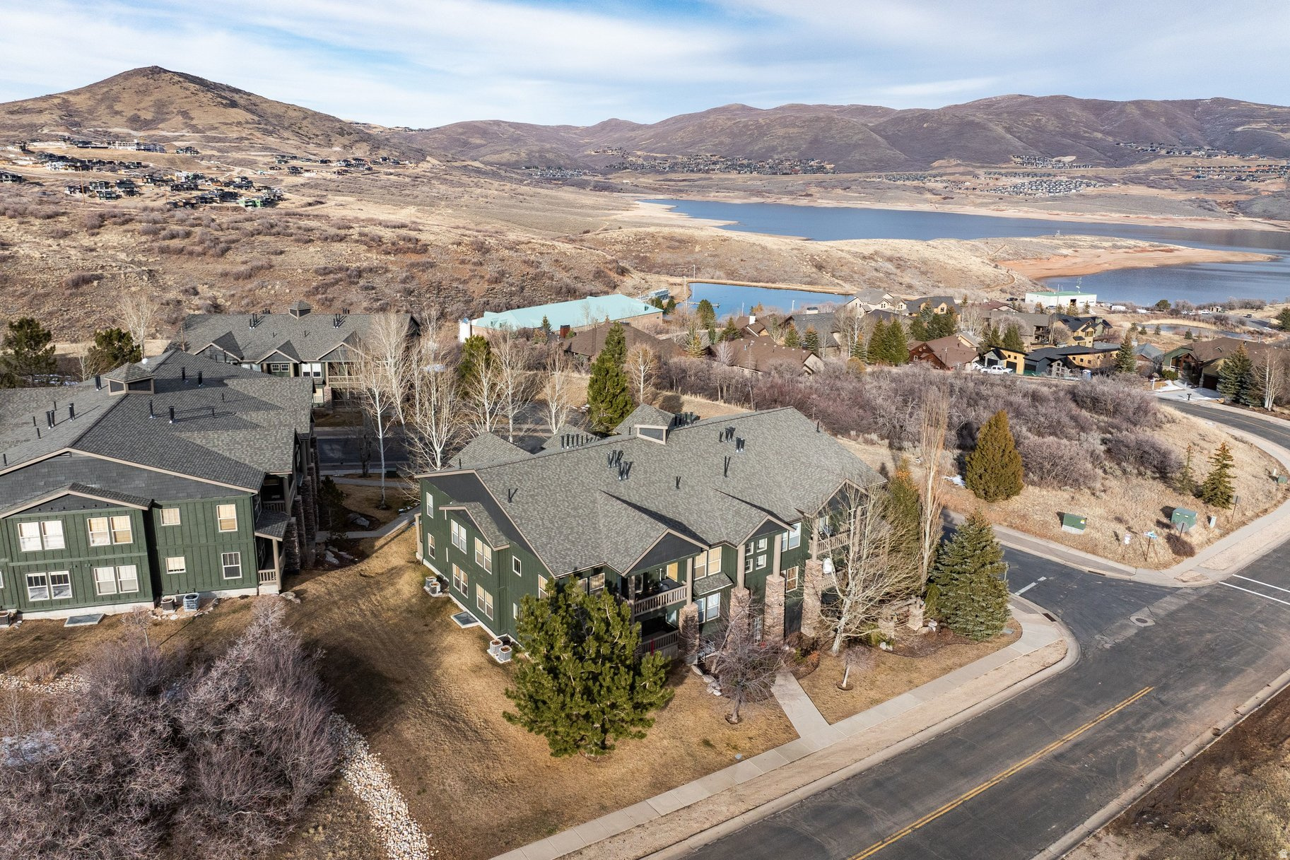 FOX BAY CONDOMINIUMS - Residential