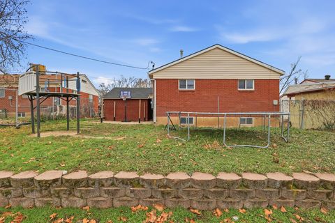 Tiny photo for 220 W 4800 S, Washington Terrace, UT 84405 (MLS # 2136487)