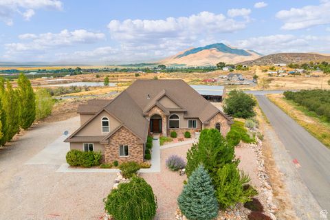 Photo of 975 E 715 S, Genola, UT 84655 (MLS # 2109097)