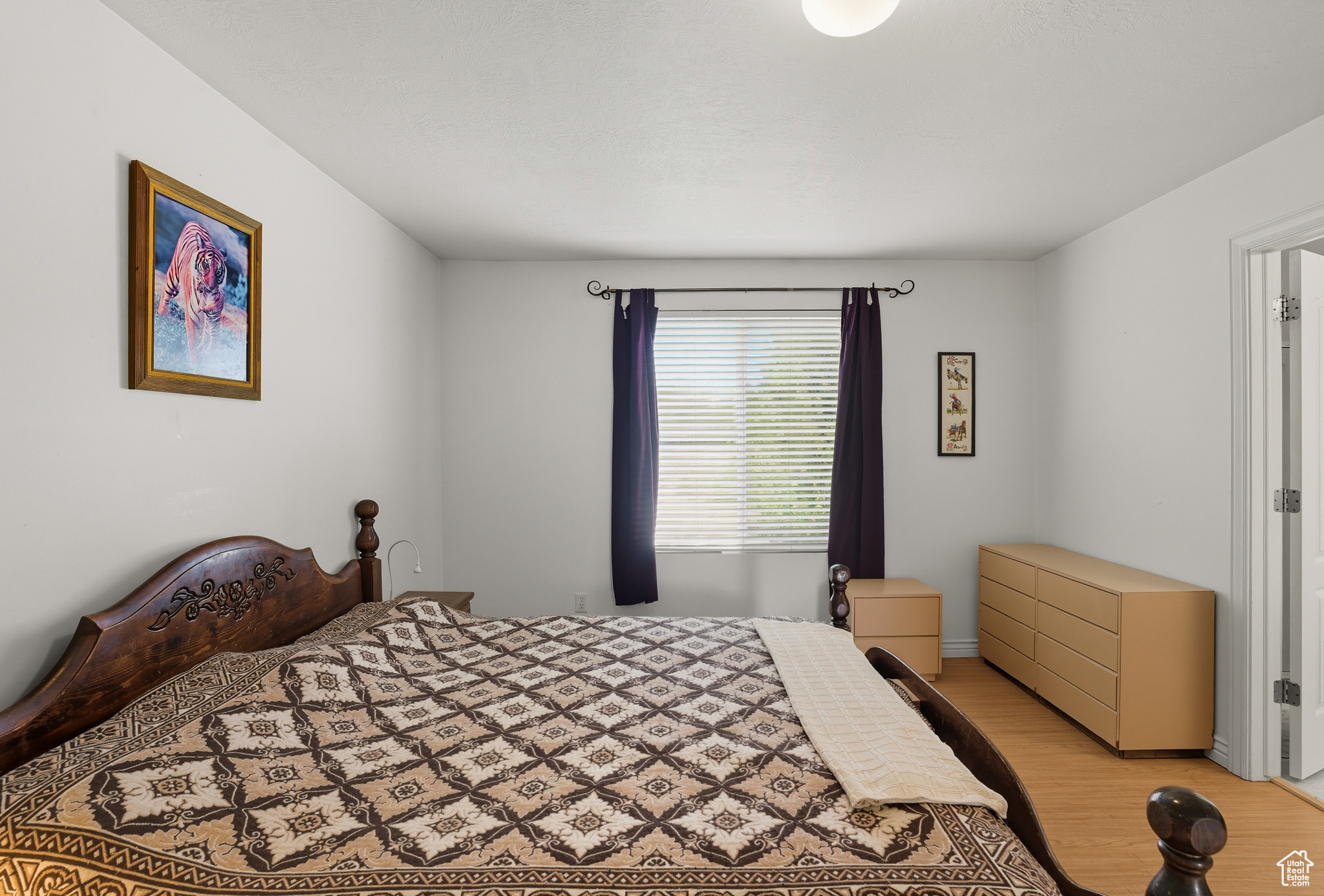 ARGYLE ACRES - Residential
