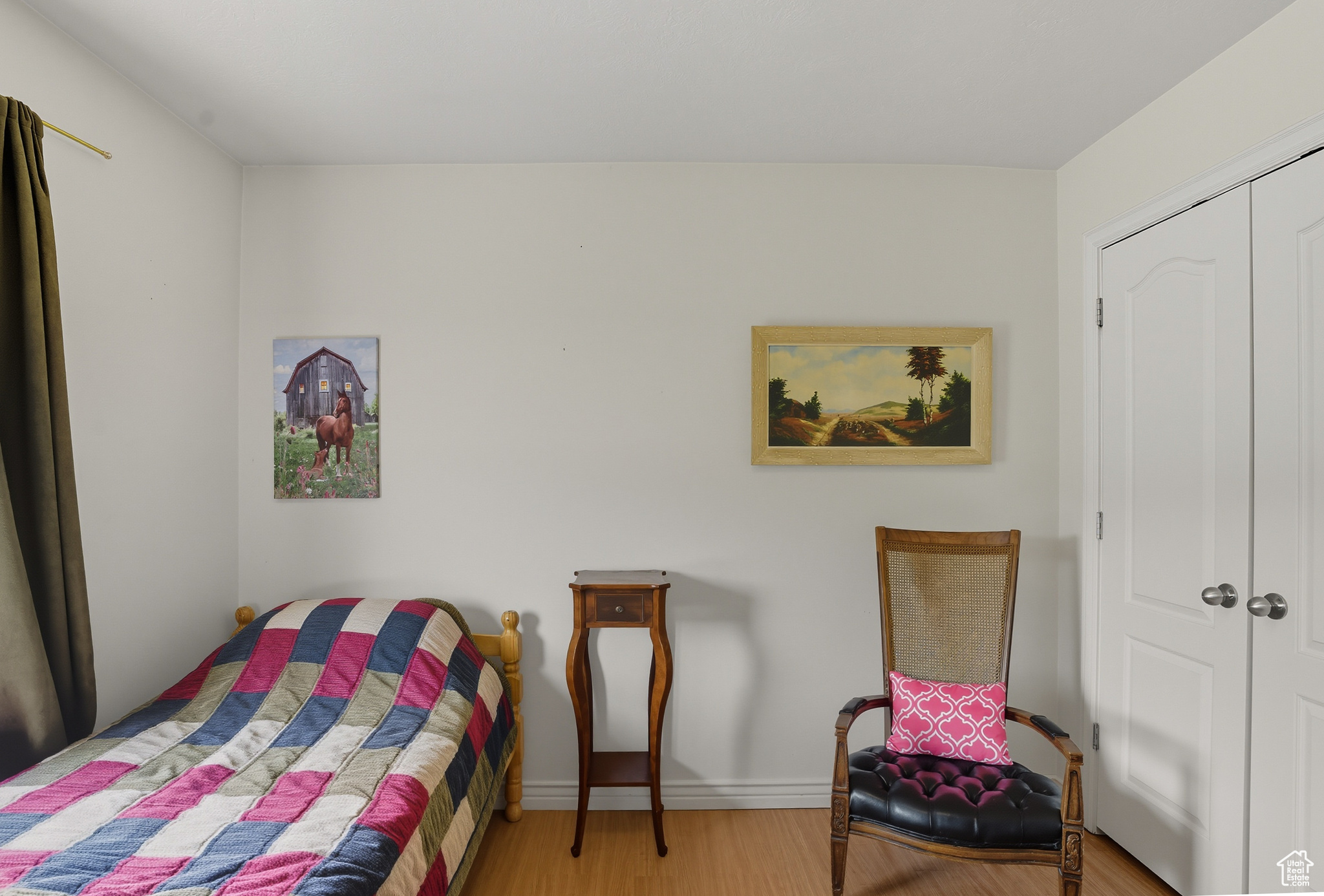 ARGYLE ACRES - Residential