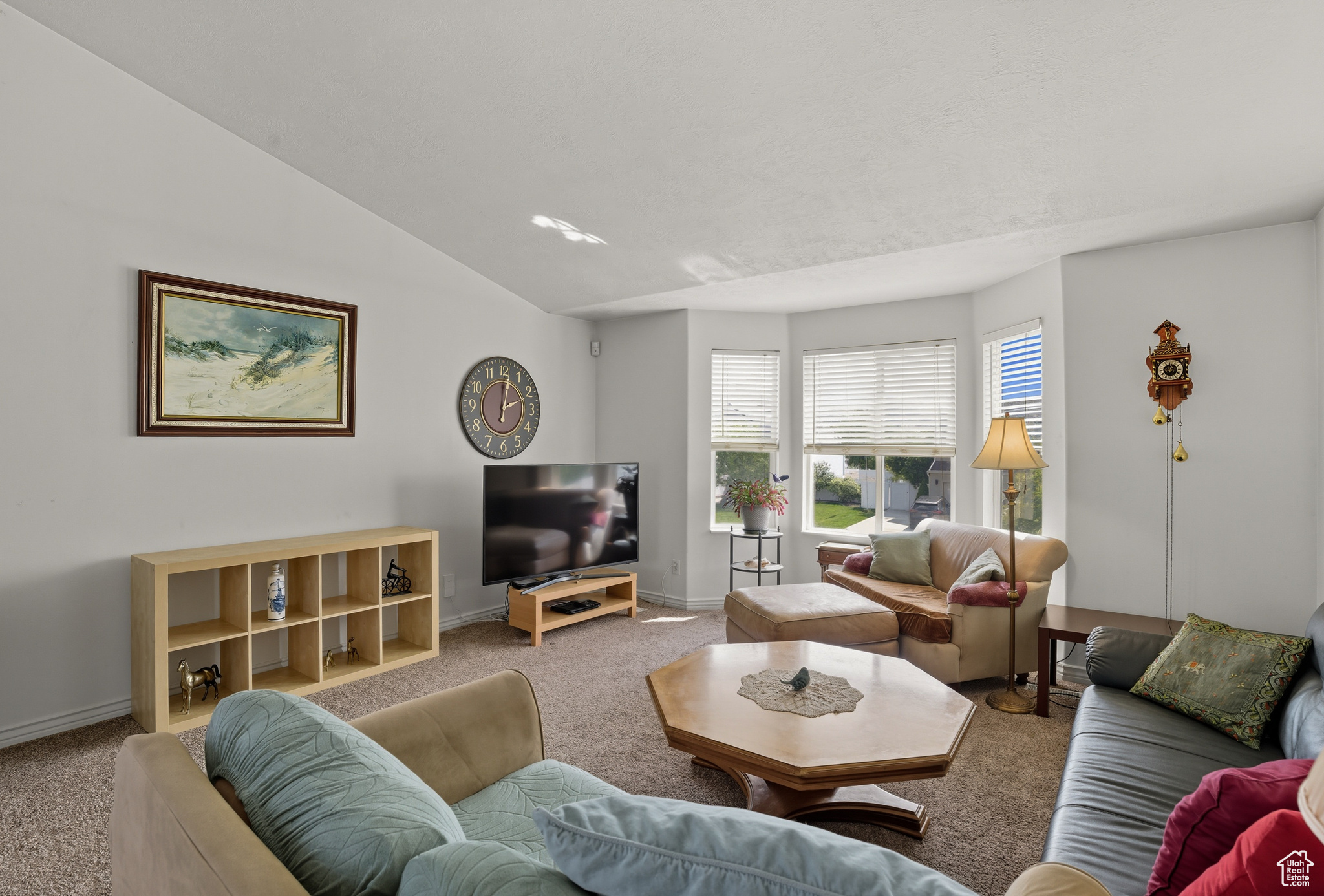 ARGYLE ACRES - Residential