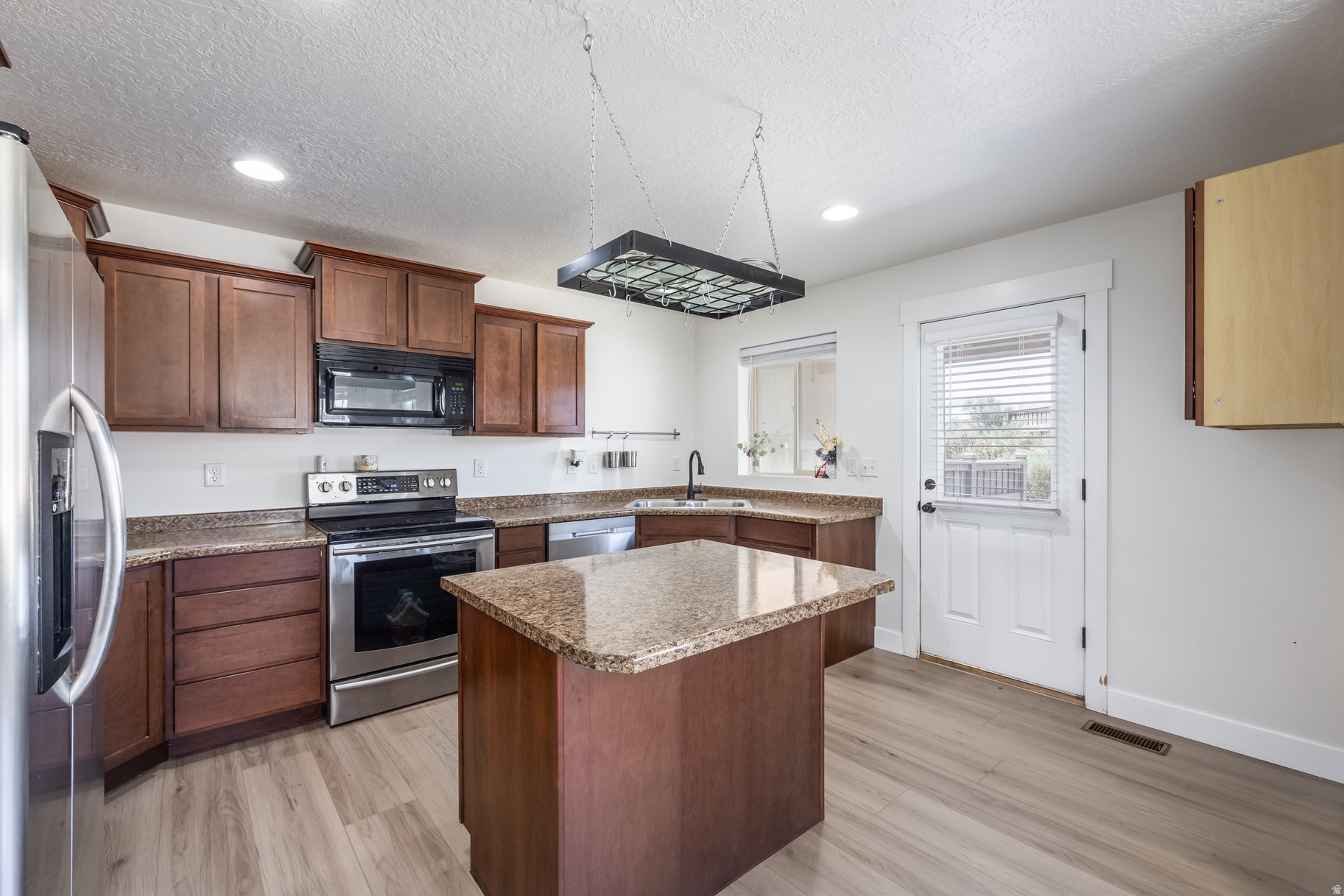 SPRING VALLEY TOWNHOMES - Residential