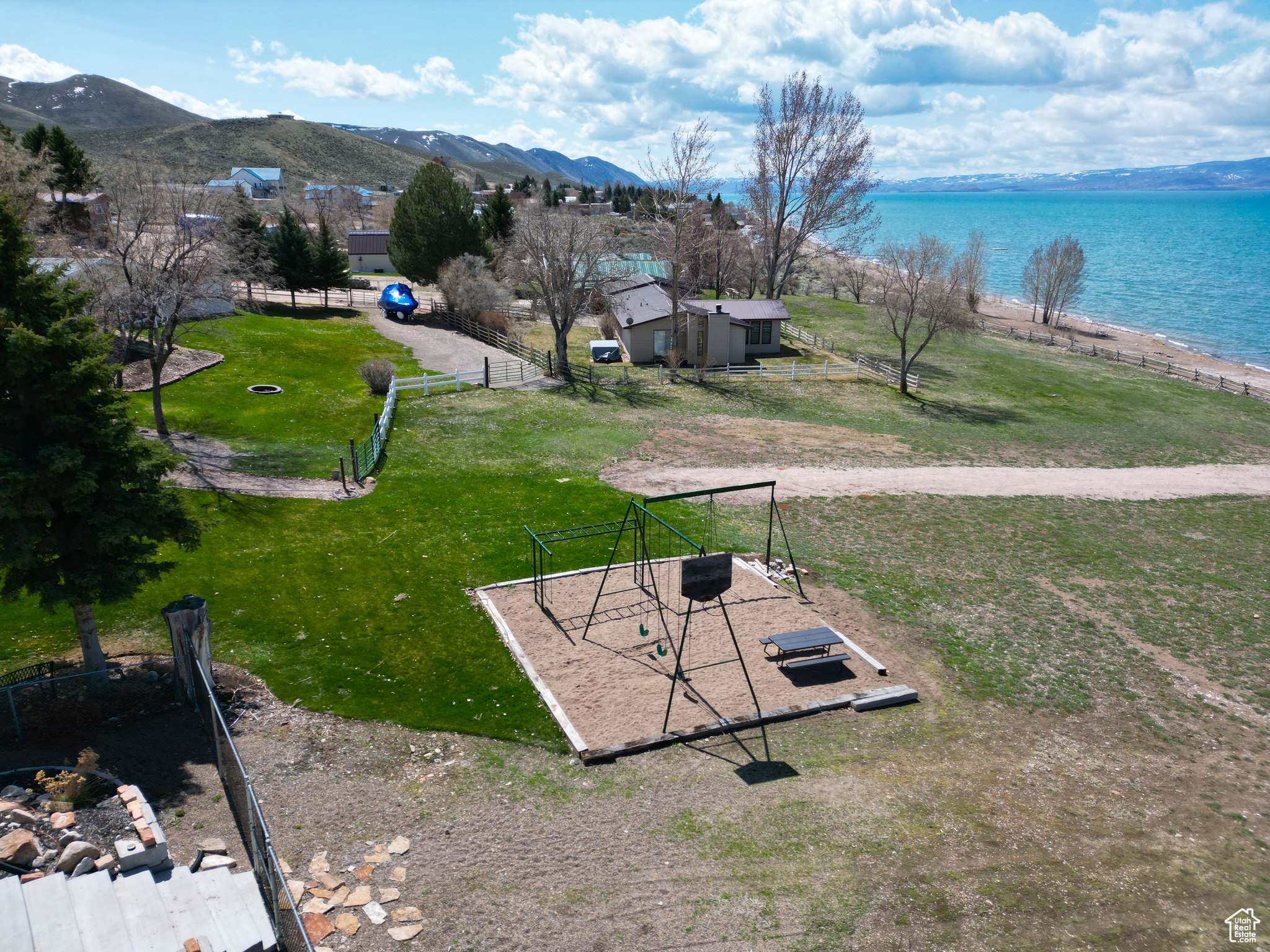 BEAR LAKE SANDS #2 - Residential
