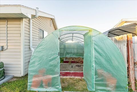 Tiny photo for 2091 W 6200 S, Taylorsville, UT 84129 (MLS # 2127101)