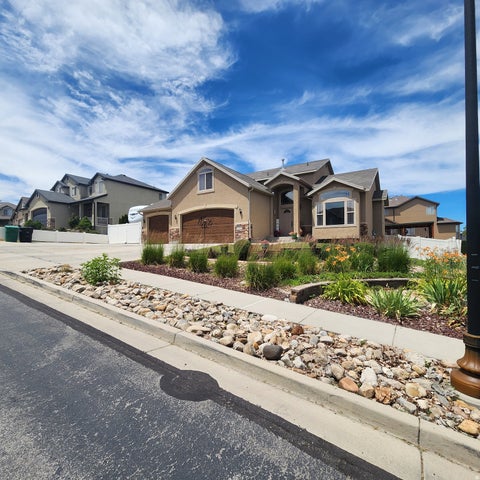 Tiny photo for 5732 W MOON CREST CT, West Jordan, UT 84081 (MLS # 2165781)