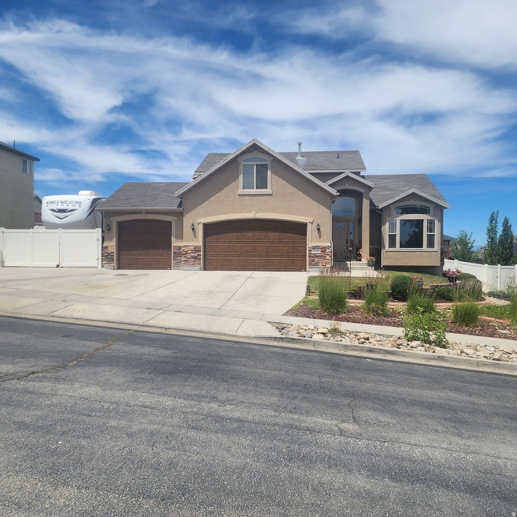 Photo of 5732 W MOON CREST CT, West Jordan, UT 84081 (MLS # 2165781)