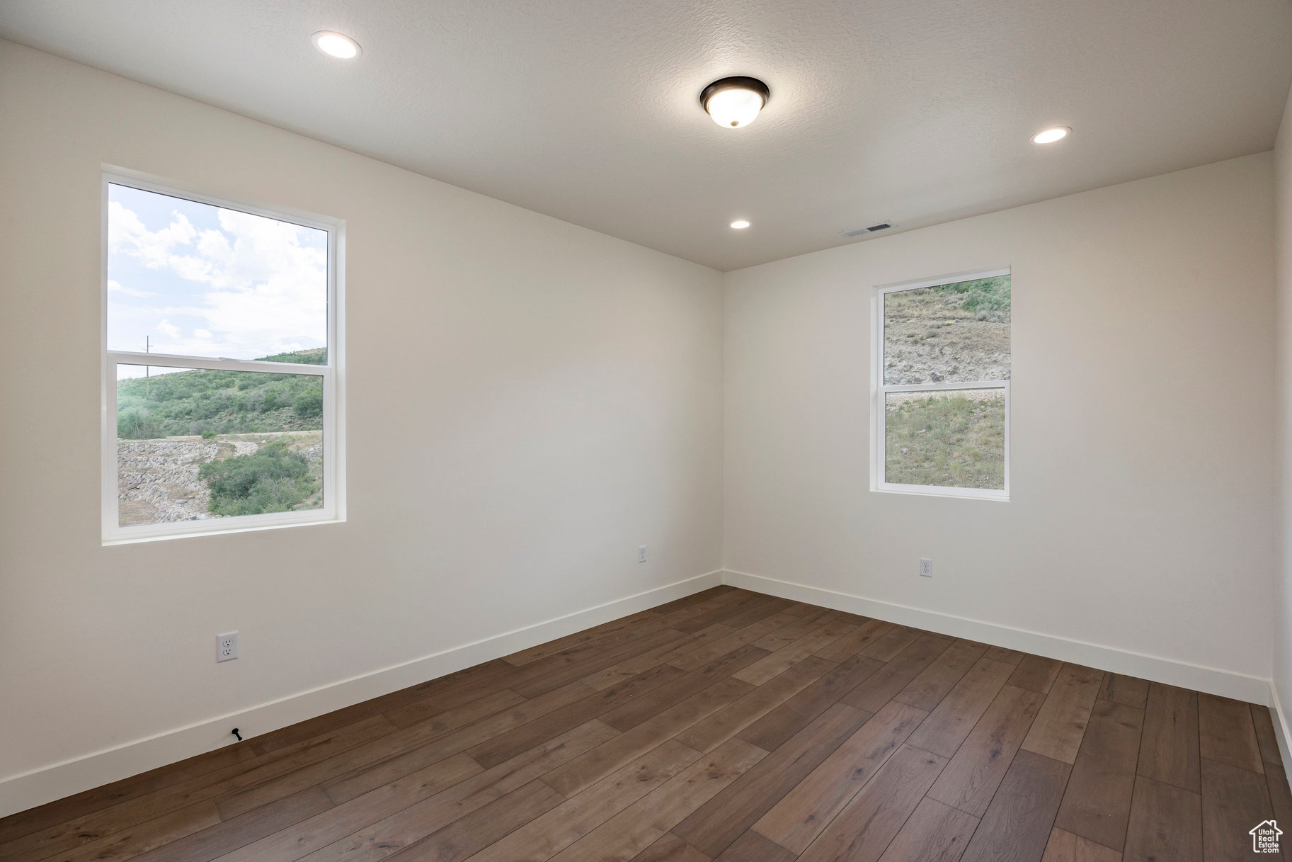 DEER SPRINGS - Residential