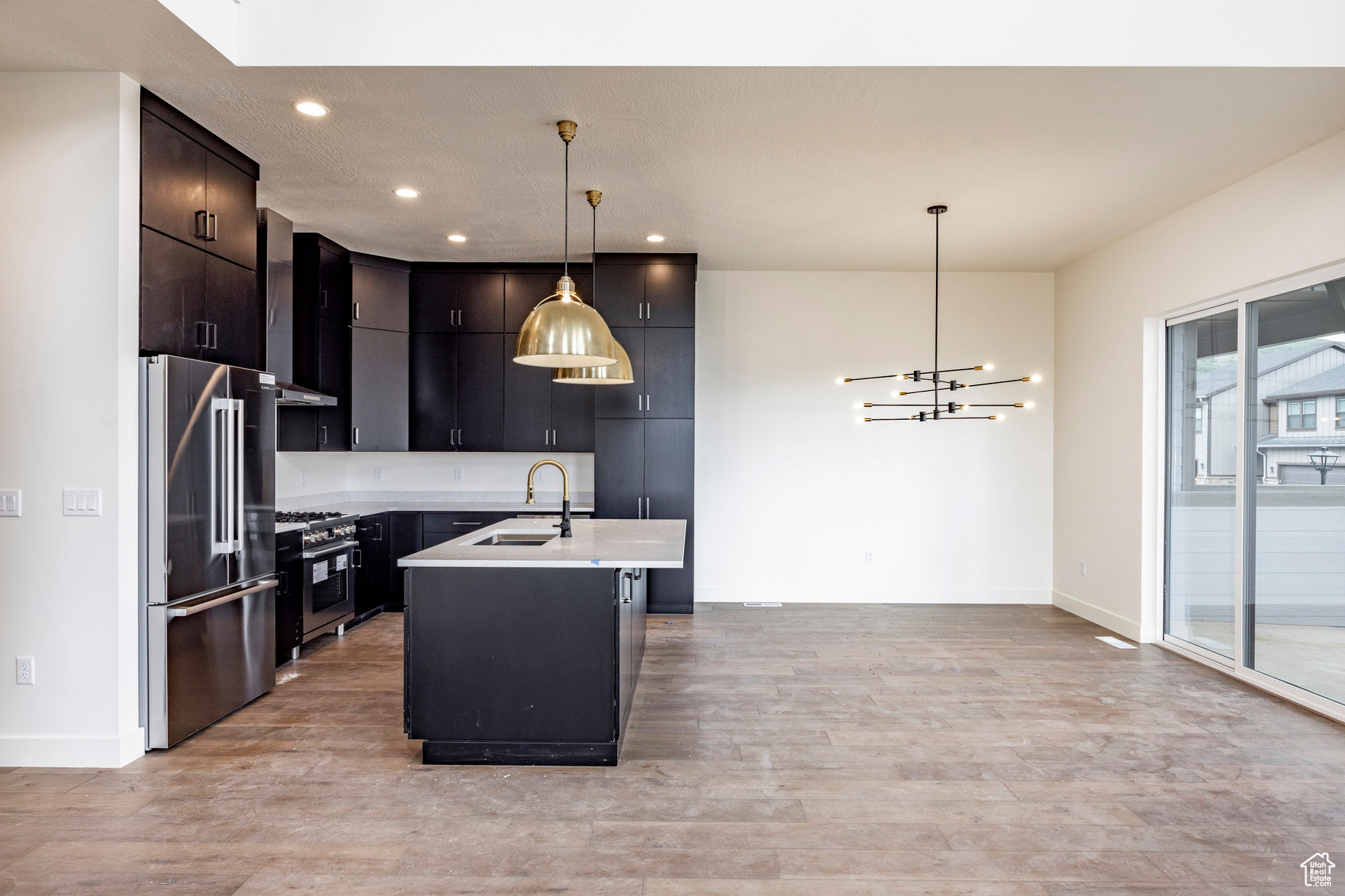 DEER SPRINGS - Residential