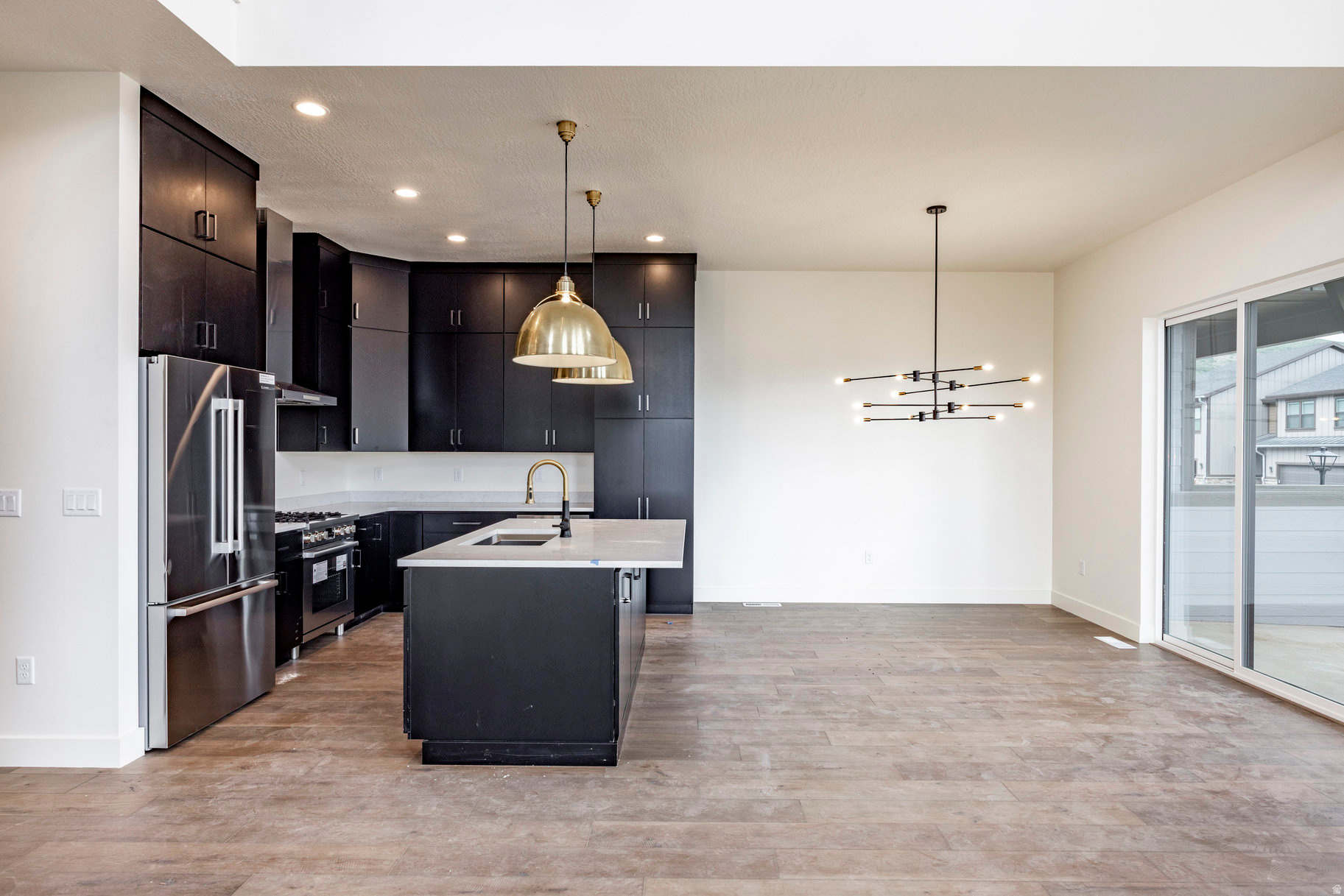 DEER SPRINGS - Residential