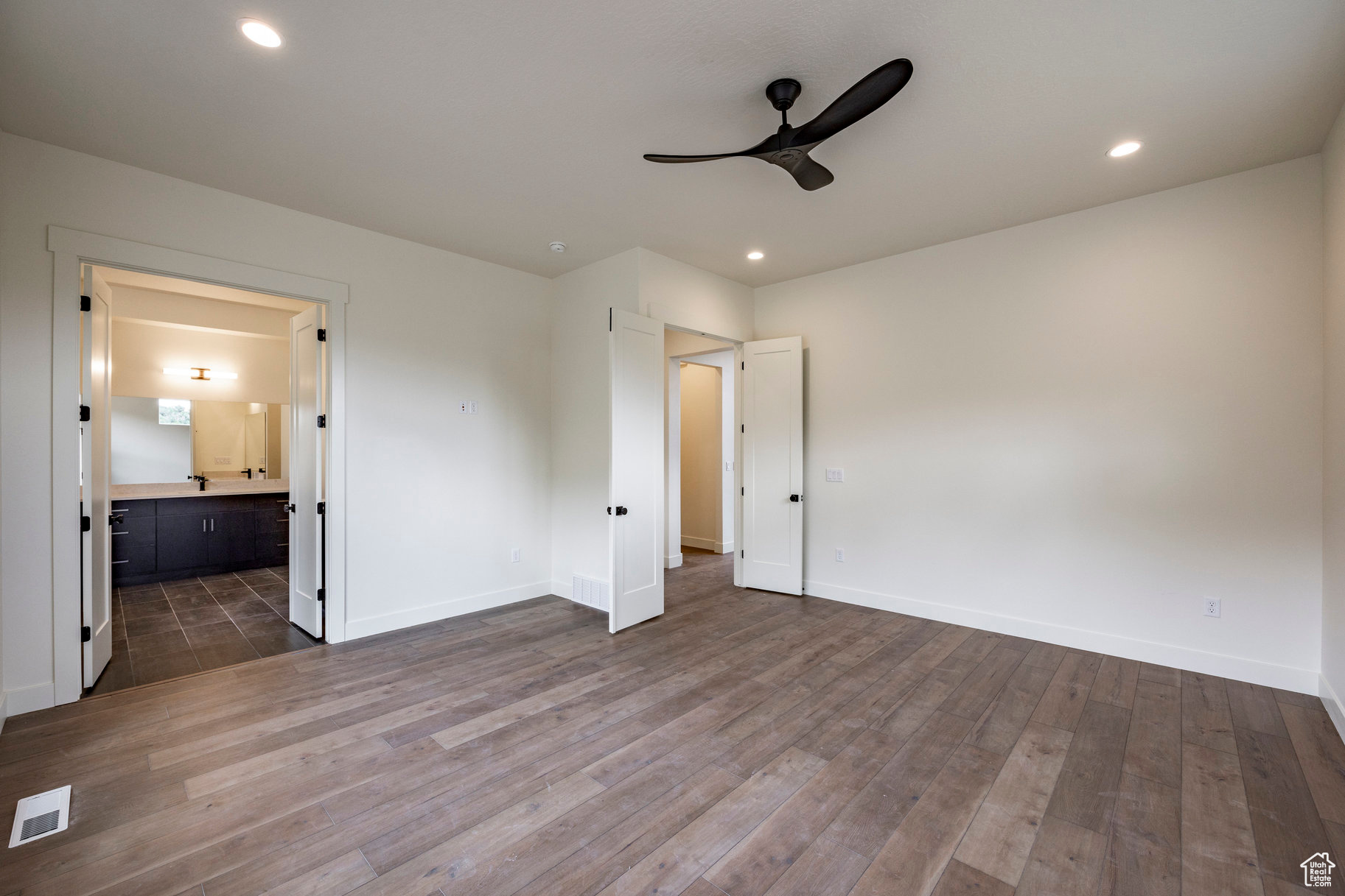 DEER SPRINGS - Residential