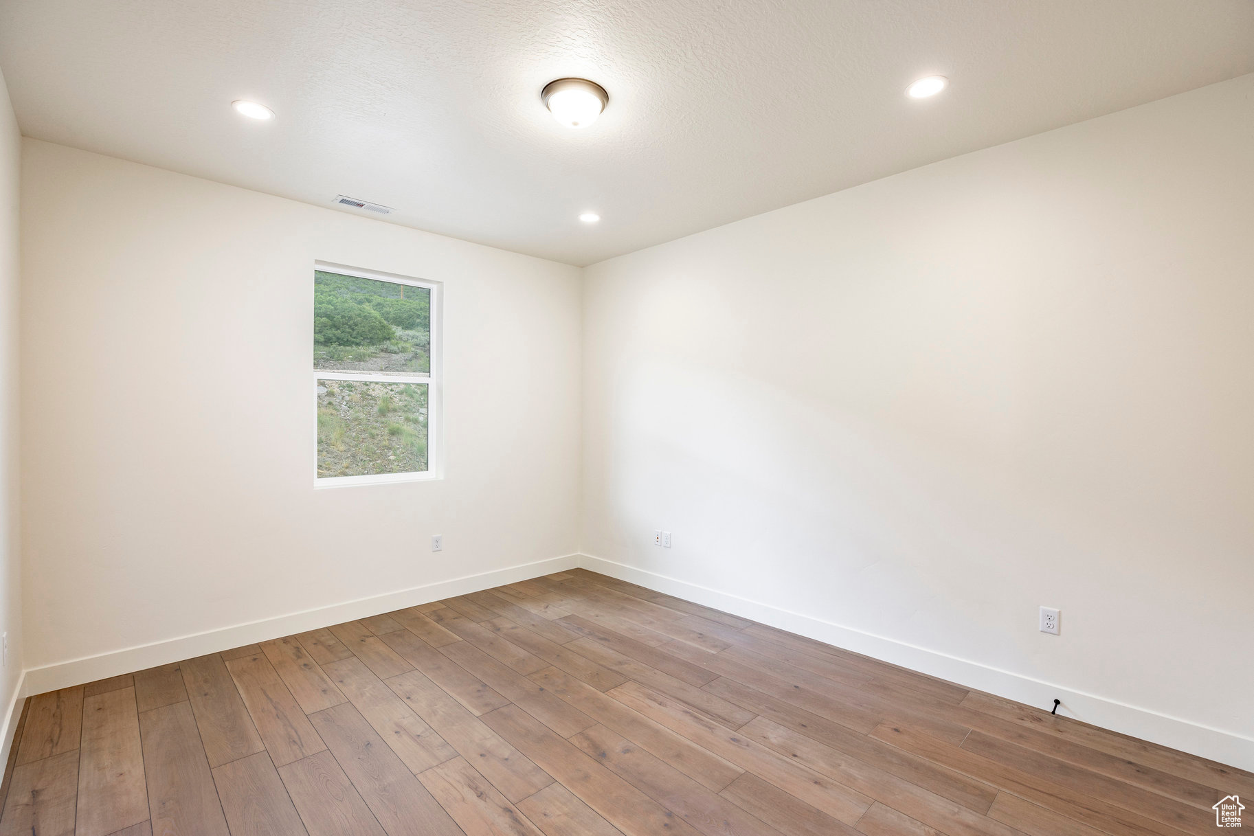 DEER SPRINGS - Residential