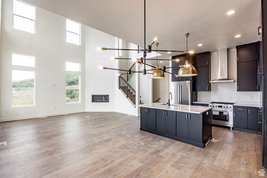 Photo of 413 W ASCENT DR #271, Hideout, UT 84036 (MLS # 2118514)