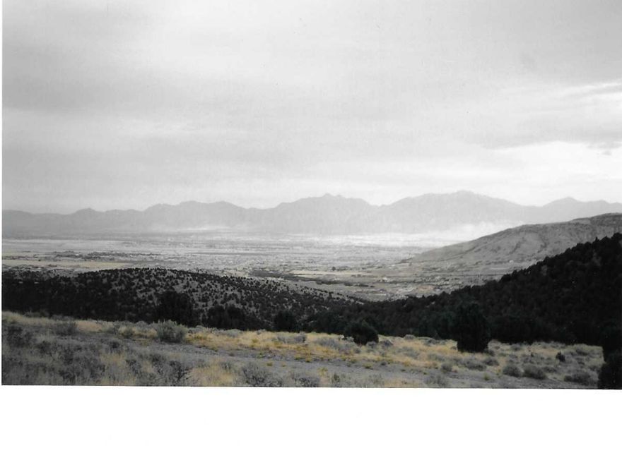 Great for Get-Away, Peace and Quiet,Great Views,Custom Homesite,Unimproved  Land, Close to all valley amenities. Property Currently in "greenbelt" Low Taxes.