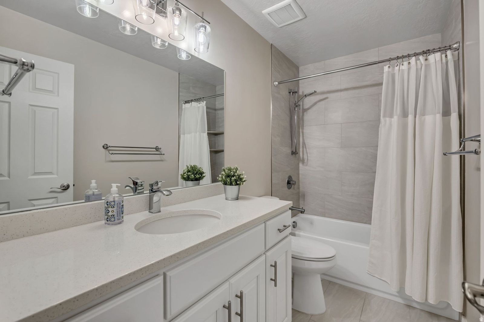 ORCHARD FARMS 3 - Residential