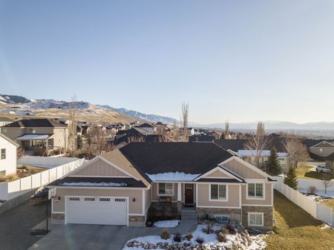 Tiny photo for 1092 E 300 S, Smithfield, UT 84335 (MLS # 2134720)