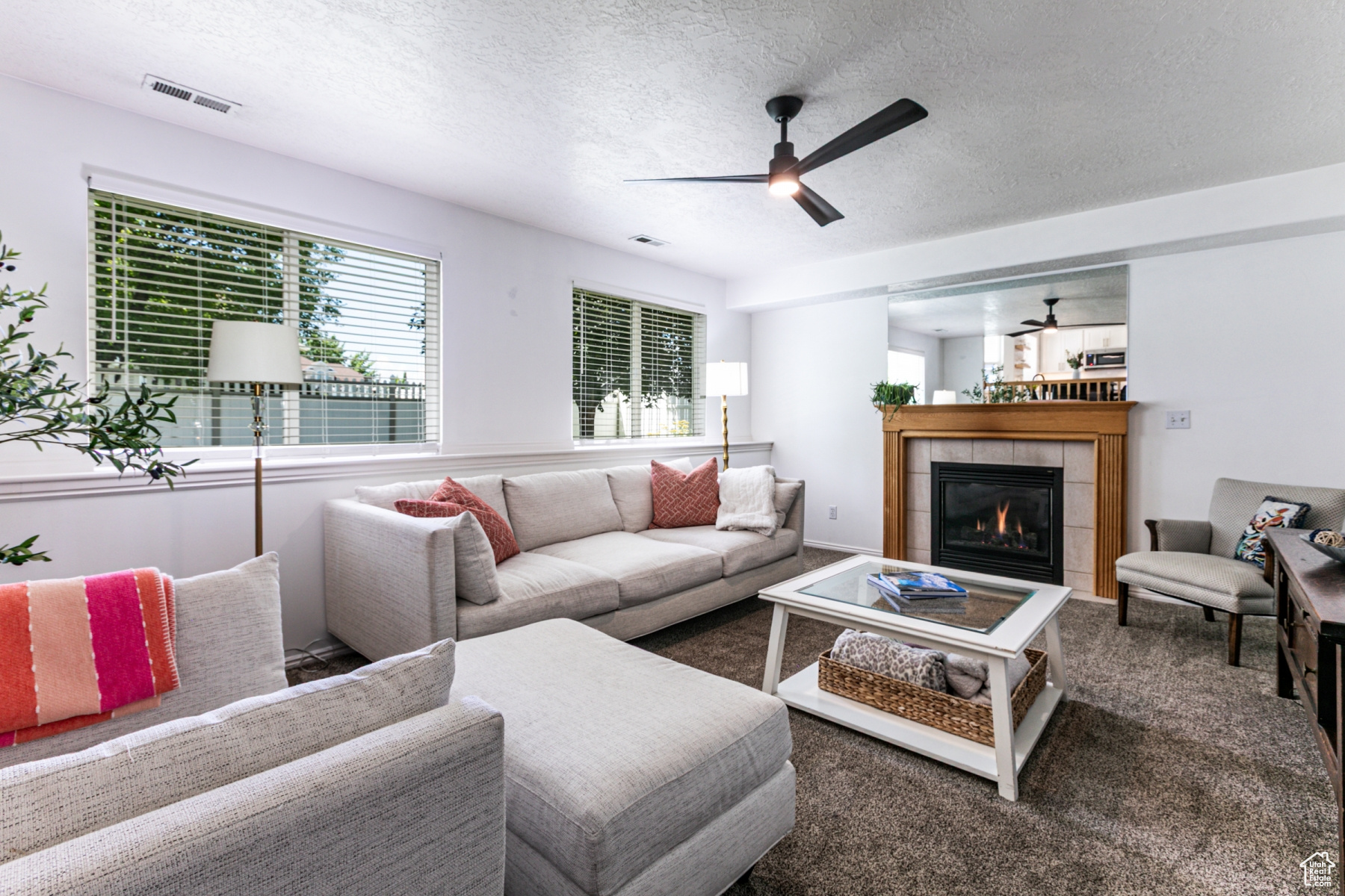 West Bountiful, Utah 84087, United States, 3 Bedrooms Bedrooms, ,2 BathroomsBathrooms,Residential,Pending,150168