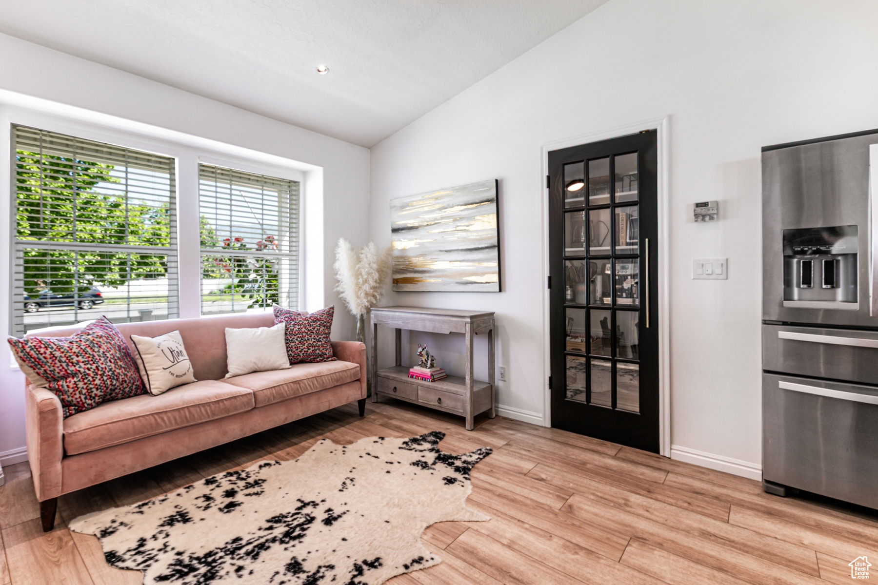 West Bountiful, Utah 84087, United States, 3 Bedrooms Bedrooms, ,2 BathroomsBathrooms,Residential,Pending,150168